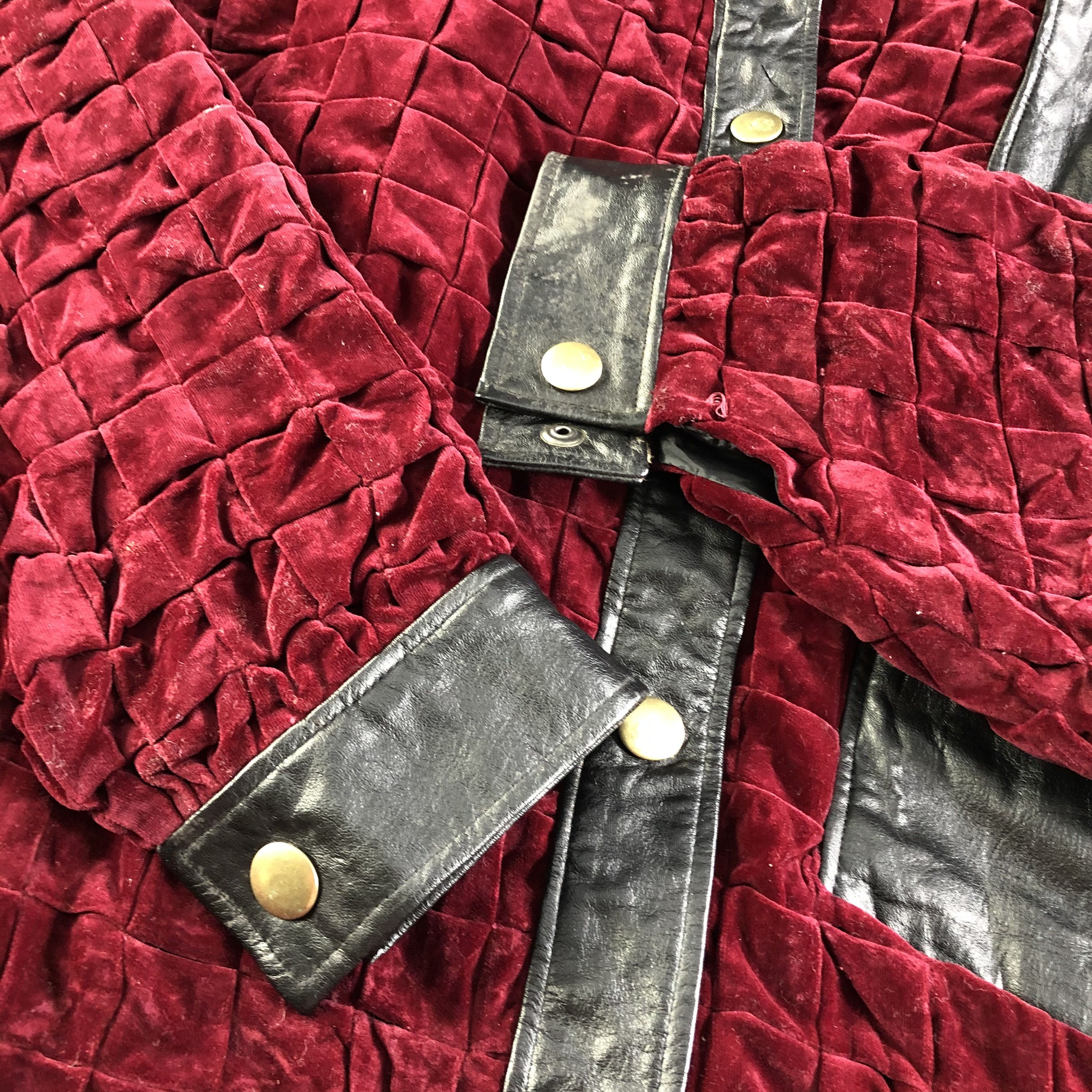 Japanese Brand Vintage Japanese Gothic Button Jacket Size US M / EU 48-50 / 2 - 4 Thumbnail