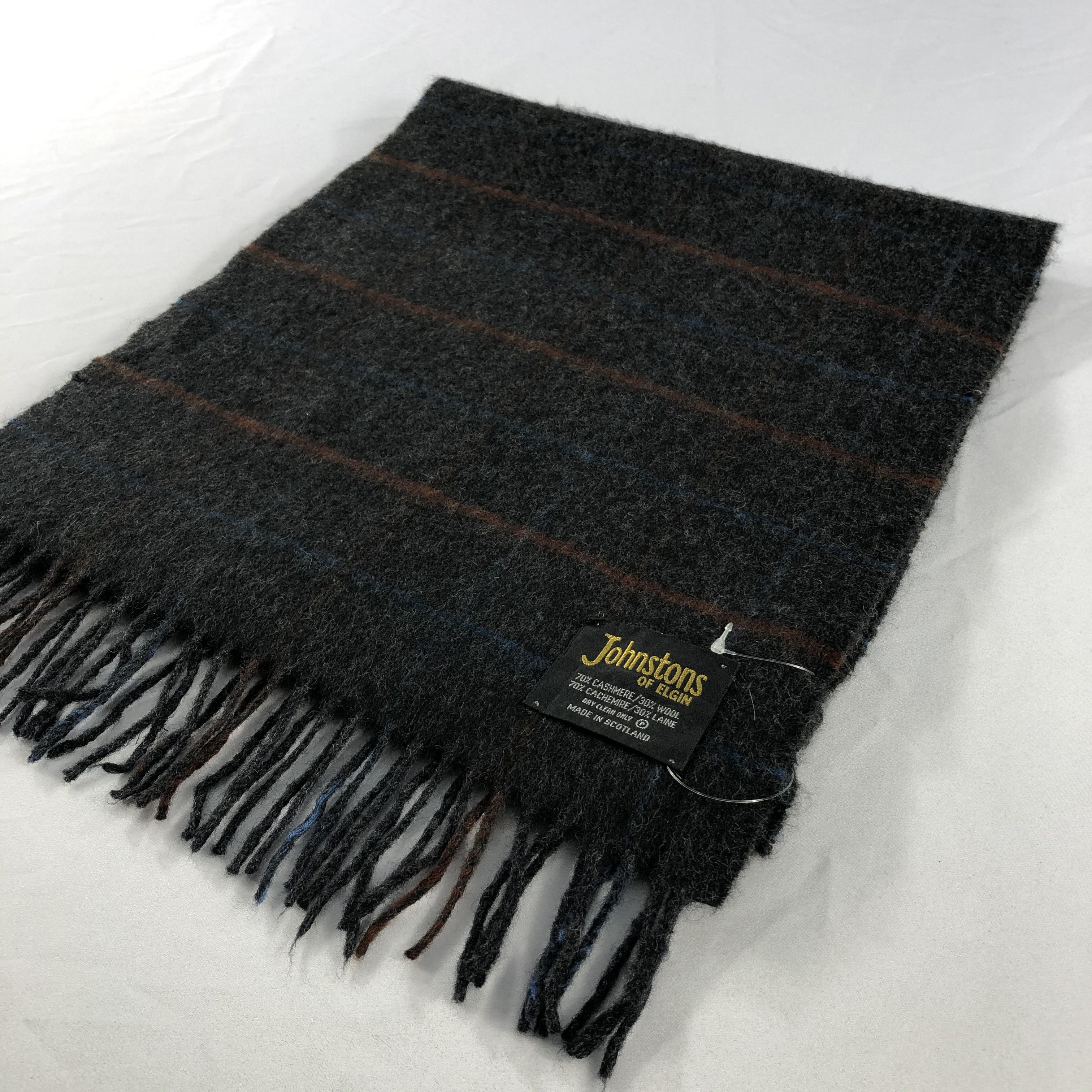 Johnstons Of Elgin Vintage Johnstons Of Elgin Scarf - WW3390 Size ONE SIZE - 3 Thumbnail