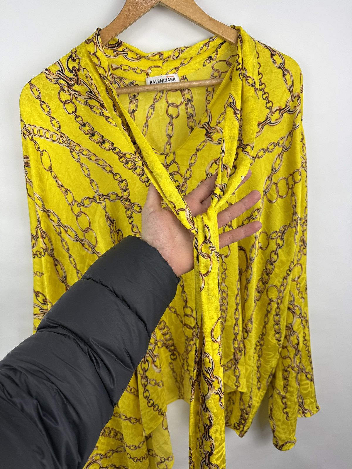 Balenciaga 🇮🇹 SS19 Balenciaga Chain Print Silk Blouse Baroque Style Size ONE SIZE - 13 Thumbnail