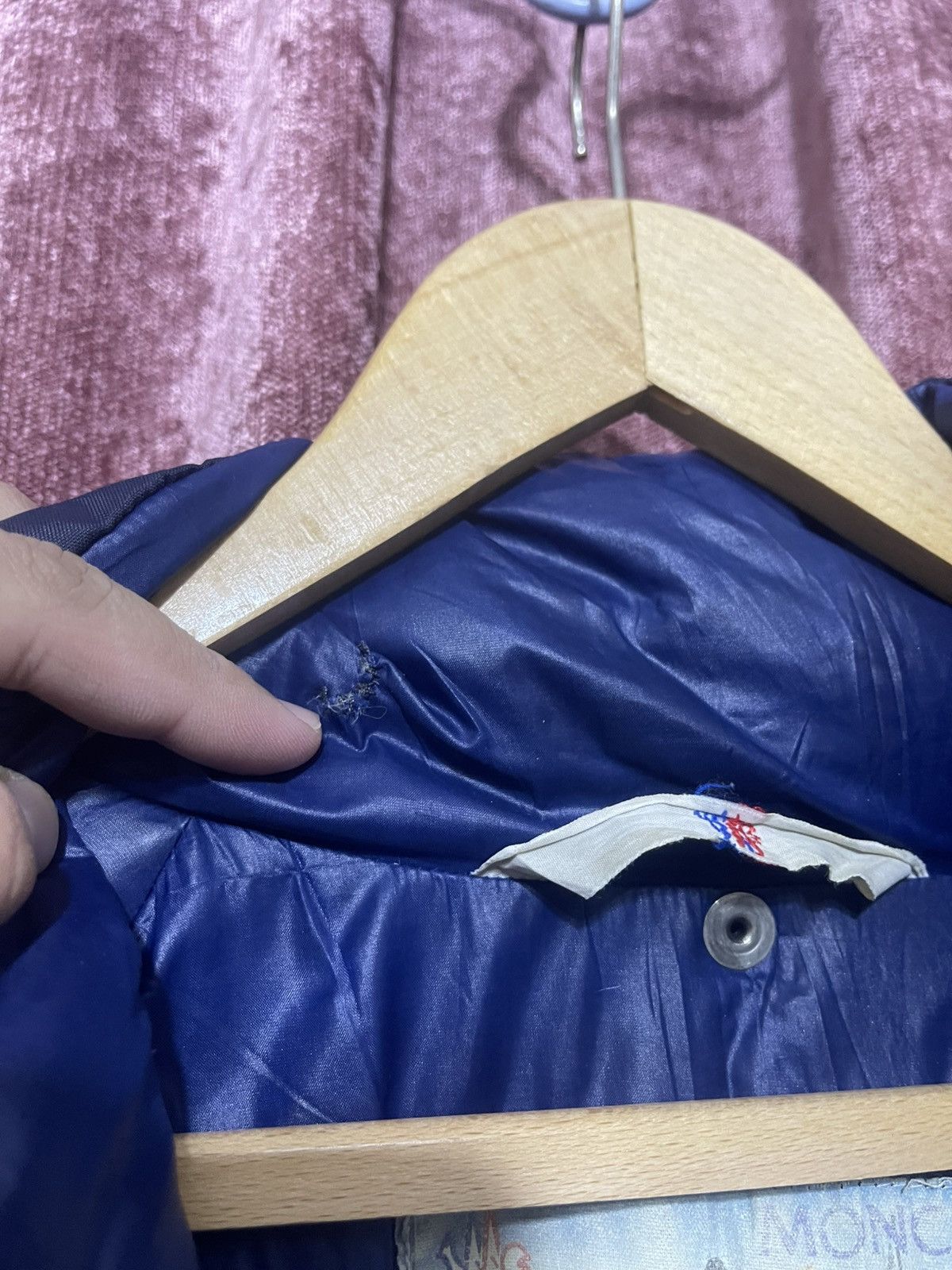 Moncler × Vintage Vintage Moncler Grenoble 80s Down Jacket Made In france Size US L / EU 52-54 / 3 - 23 Thumbnail