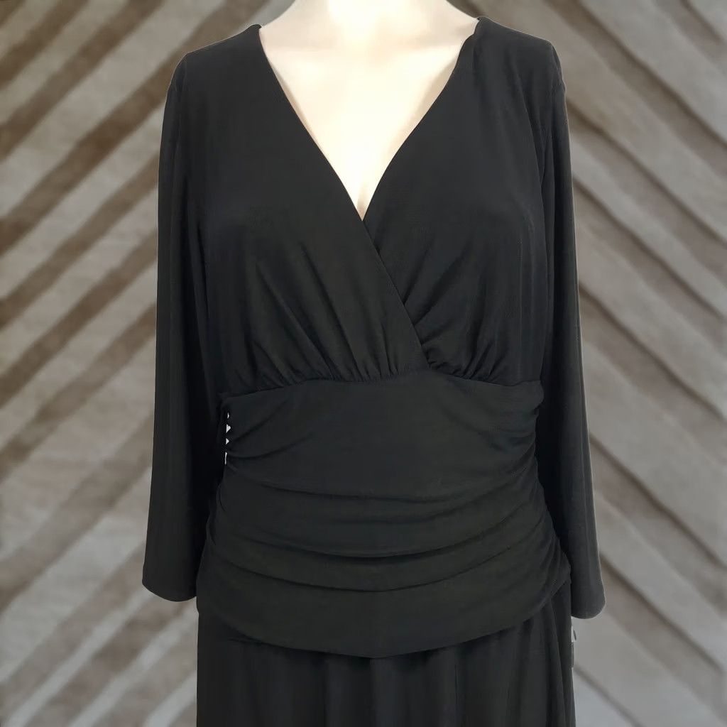 Nine West Nine West Midi Dress Size 12 Black V Neck Long Sleeve Ruched Size XL / US 12-14 / IT 48-50 - 1 Thumbnail