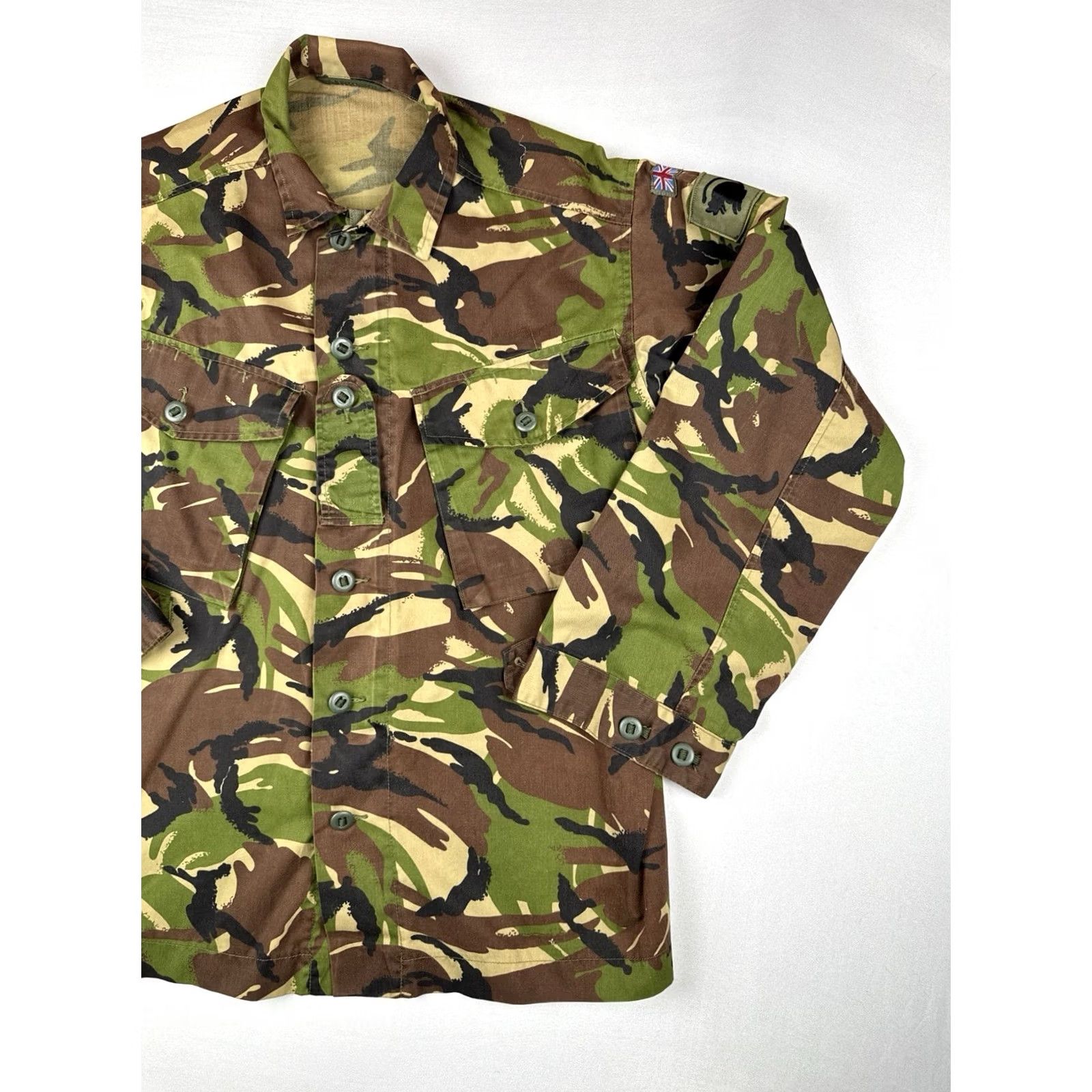 Vintage VINTAGE New Zealand Military DPM Combat Smock Shirt Camo Zip Front Medium 80s 90s Mens Size US M / EU 48-50 / 2 - 3 Thumbnail