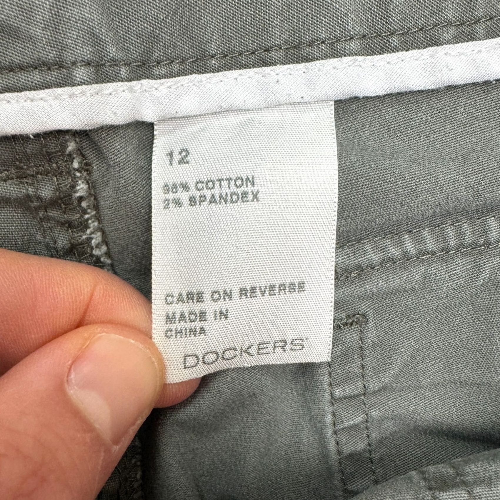 Dockers DOCKERS Cargo Pants Womens 12 Olive Green Canvas Cotton Spandex High Rise Straight Front Casual Streetwear Outdoor Group: Pants Size 34" / US 12 / IT 48 - 7 Thumbnail