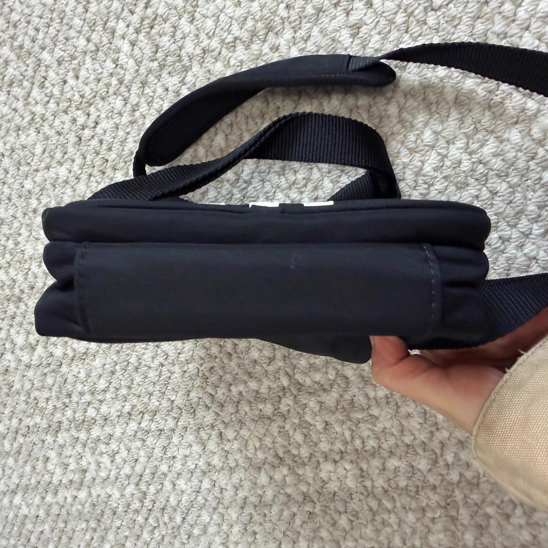 Balenciaga Balenciaga x adidas worn once black blue crossbody Size ONE SIZE - 7 Thumbnail
