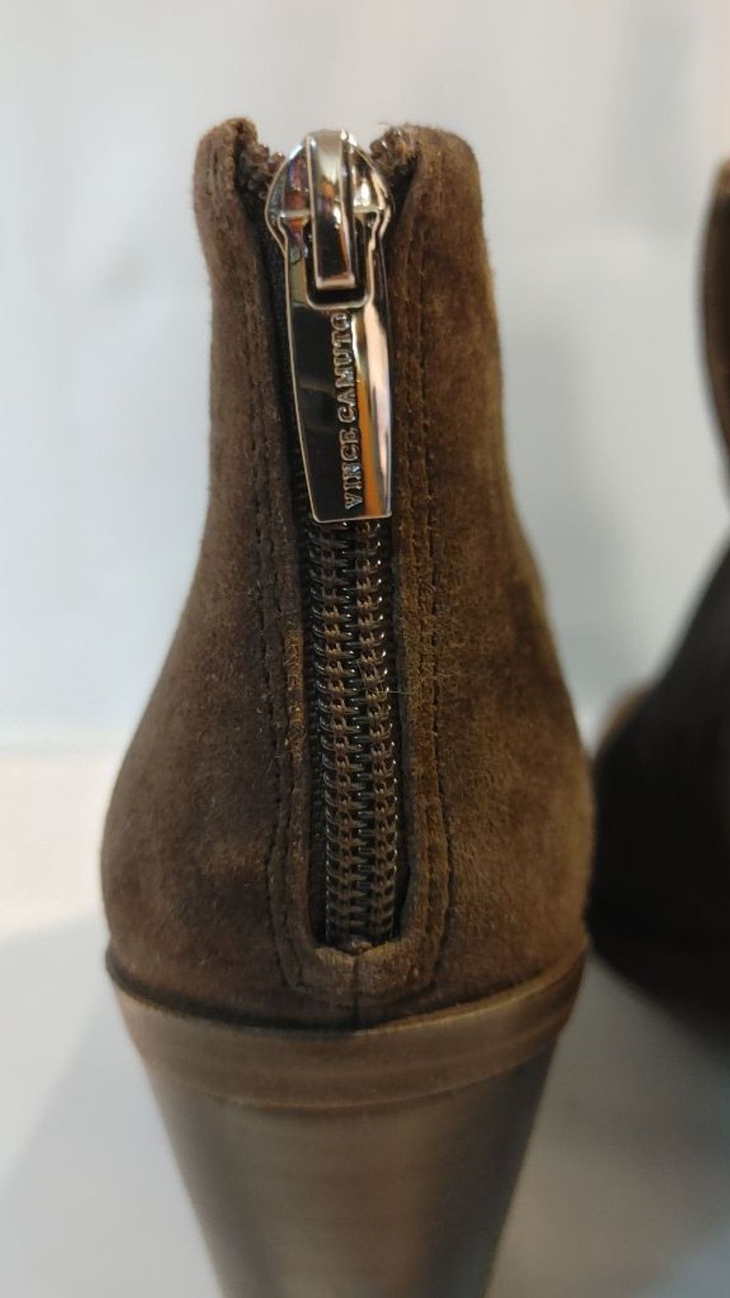 Vince Camuto Vince Cam uto Gigietta Suede Booties Size 6.5 NWOT Size US 6.5 / IT 36.5 - 7 Thumbnail