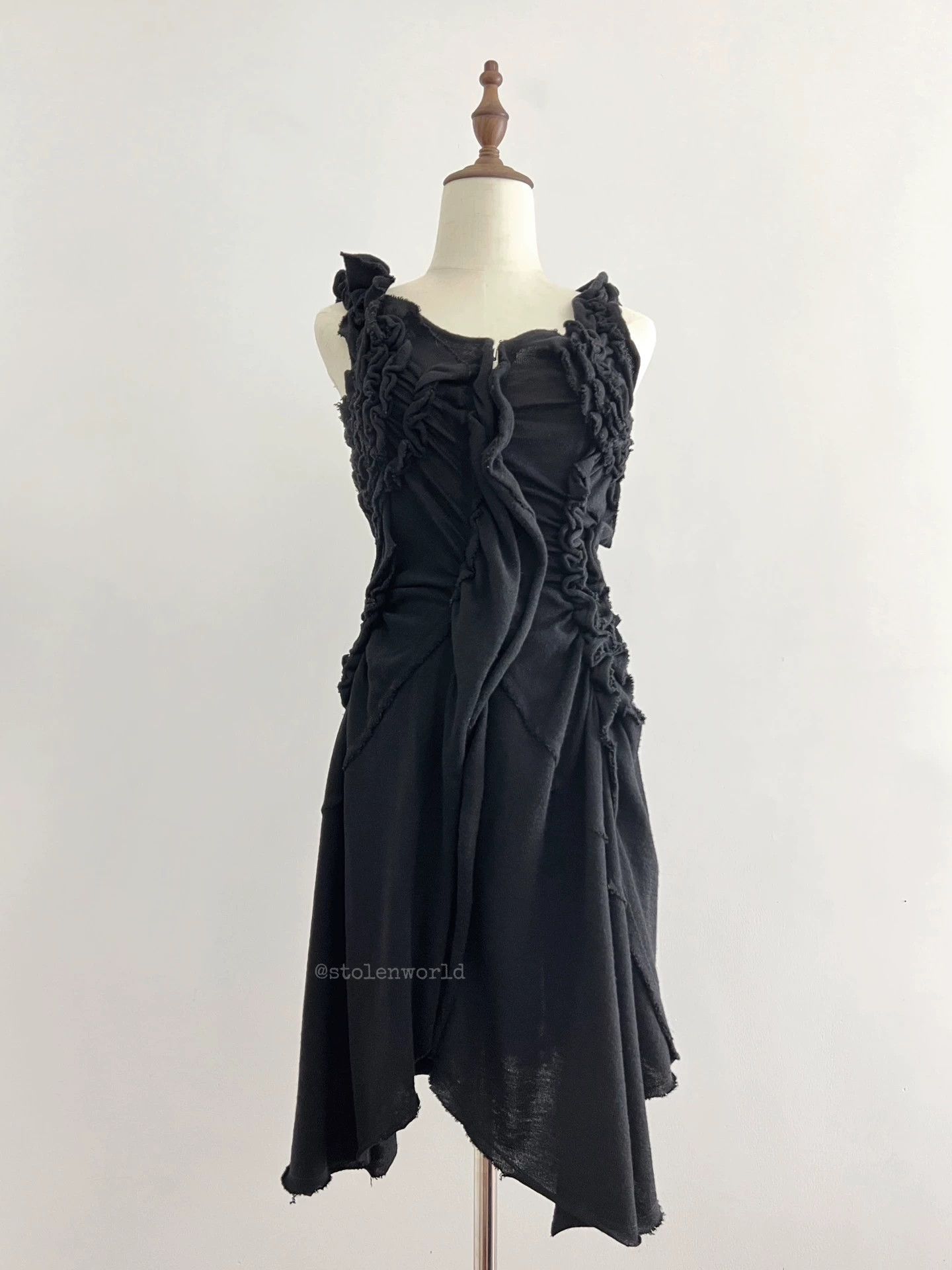 Comme des Garcons Comme des Garçons 2007 AW Wool Irregular Pleats/Hem Dress S Size S / US 4 / IT 40 - 1 Thumbnail