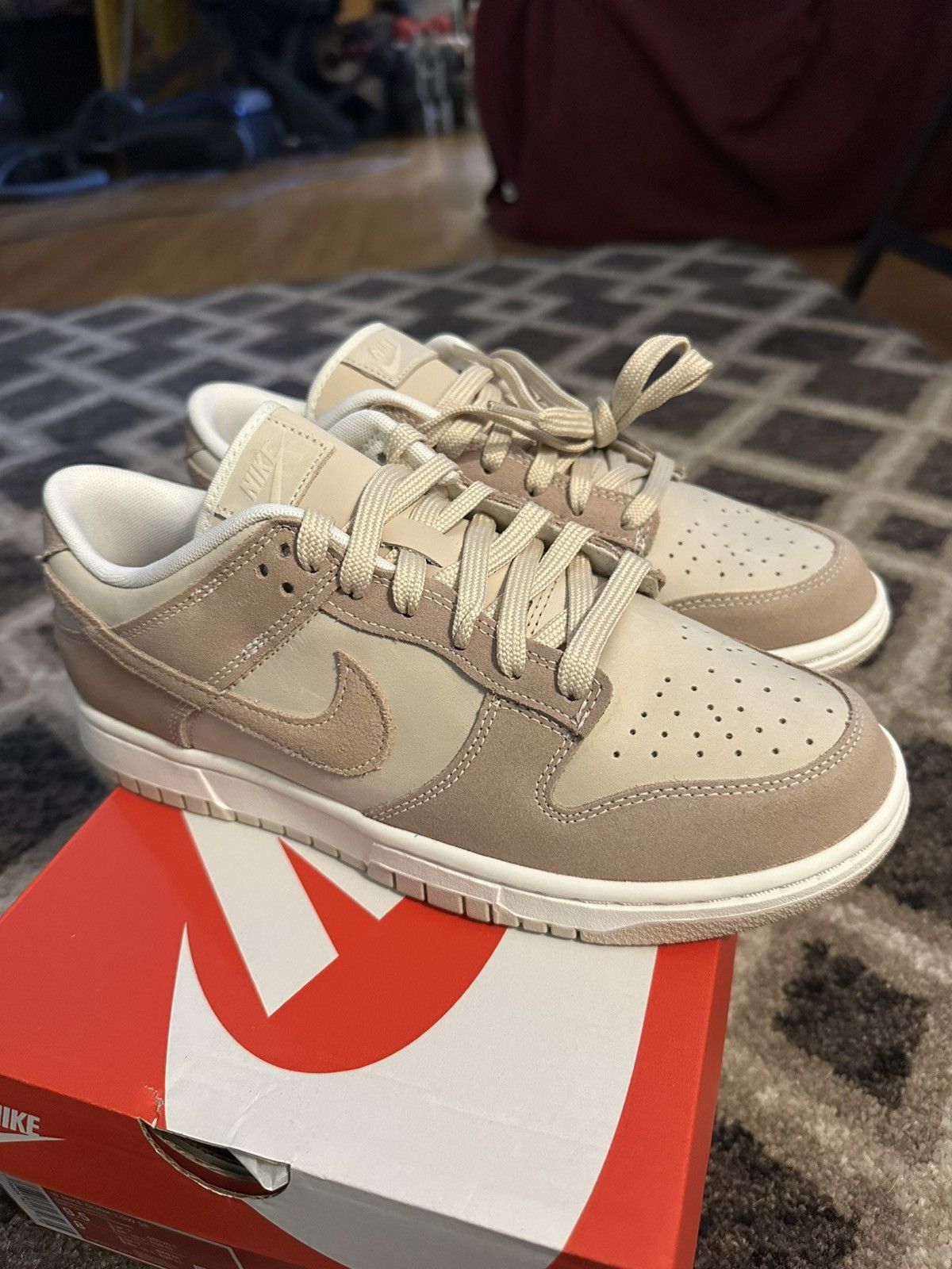 Nike Nike dunk low SE Size US 9.5 / IT 39.5 - 2 Thumbnail