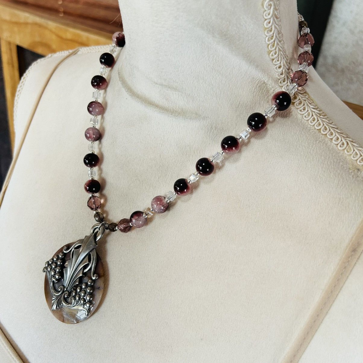 Handmade Handcrafted art glass bead art deco orca agate necklace Size ONE SIZE - 3 Thumbnail