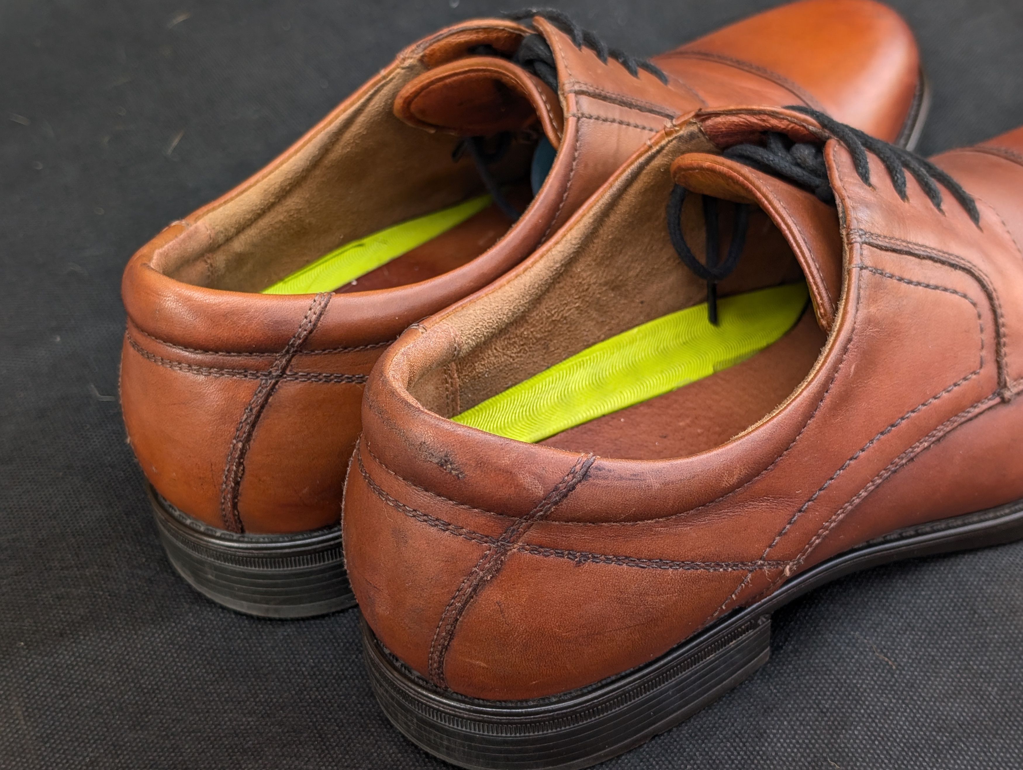 Florsheim Midtown Cap Toe Oxford Cognac Brown Size US 10.5 / EU 43-44 - 2 Thumbnail