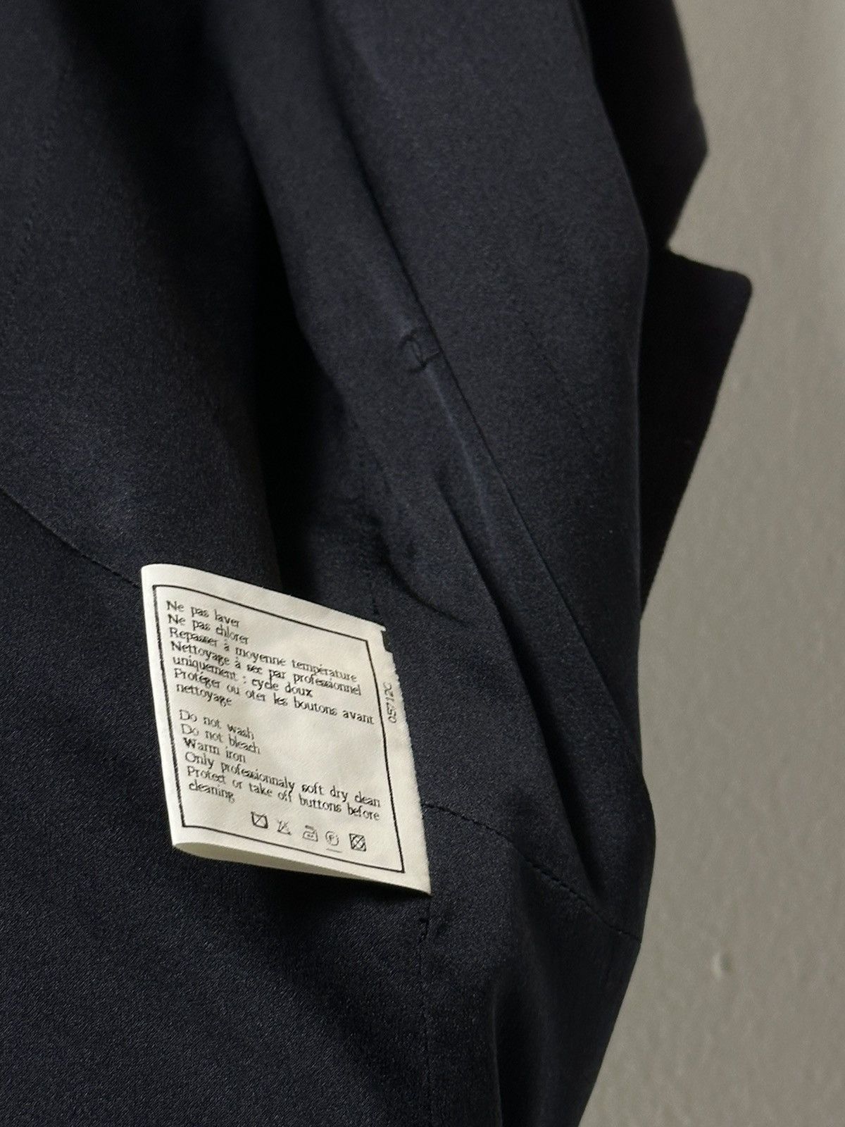 Chanel Chanel 1997 Runway Gripoix Logo Button Corset Suit Jacket Size M / US 6-8 / IT 42-44 - 10 Thumbnail