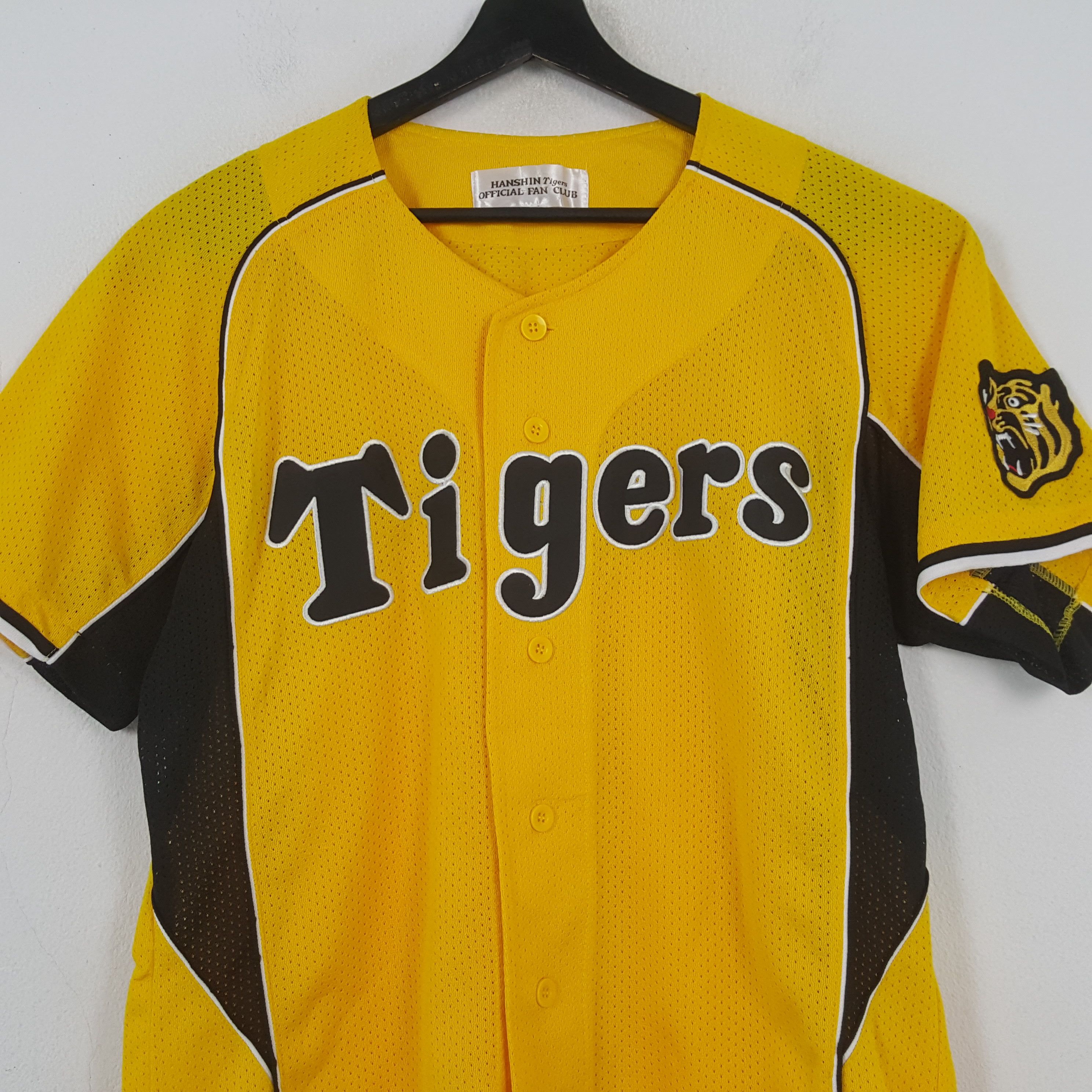 Japanese Brand HANSHINT TIGERS Japanese Baseball Team Jersey C294N28 Size US M / EU 48-50 / 2 - 2 Thumbnail