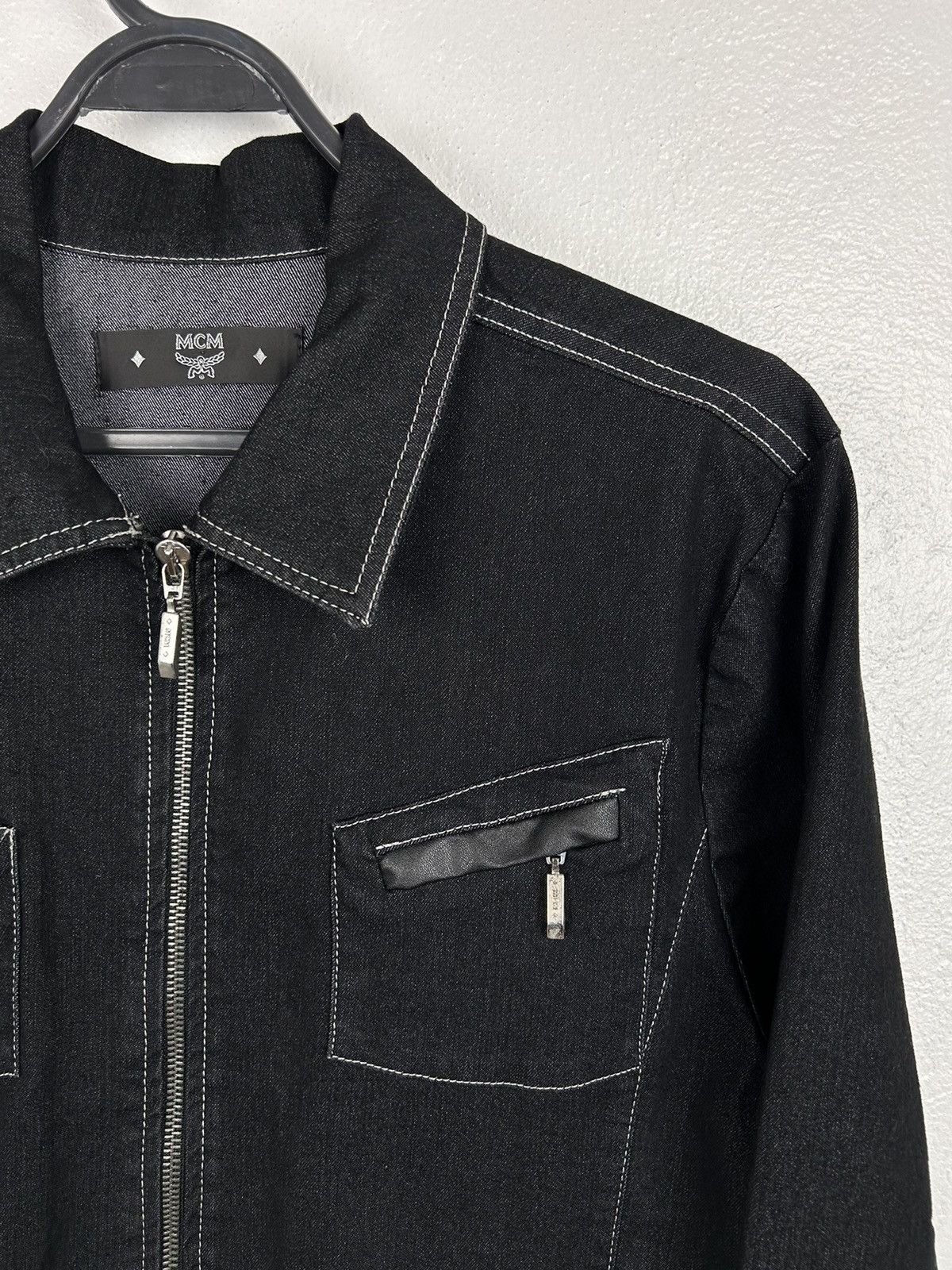 MCM Vintage MCM Jeans Denim Luxury Trucker Jacket Size 42 Size M / US 6-8 / IT 42-44 - 2 Thumbnail