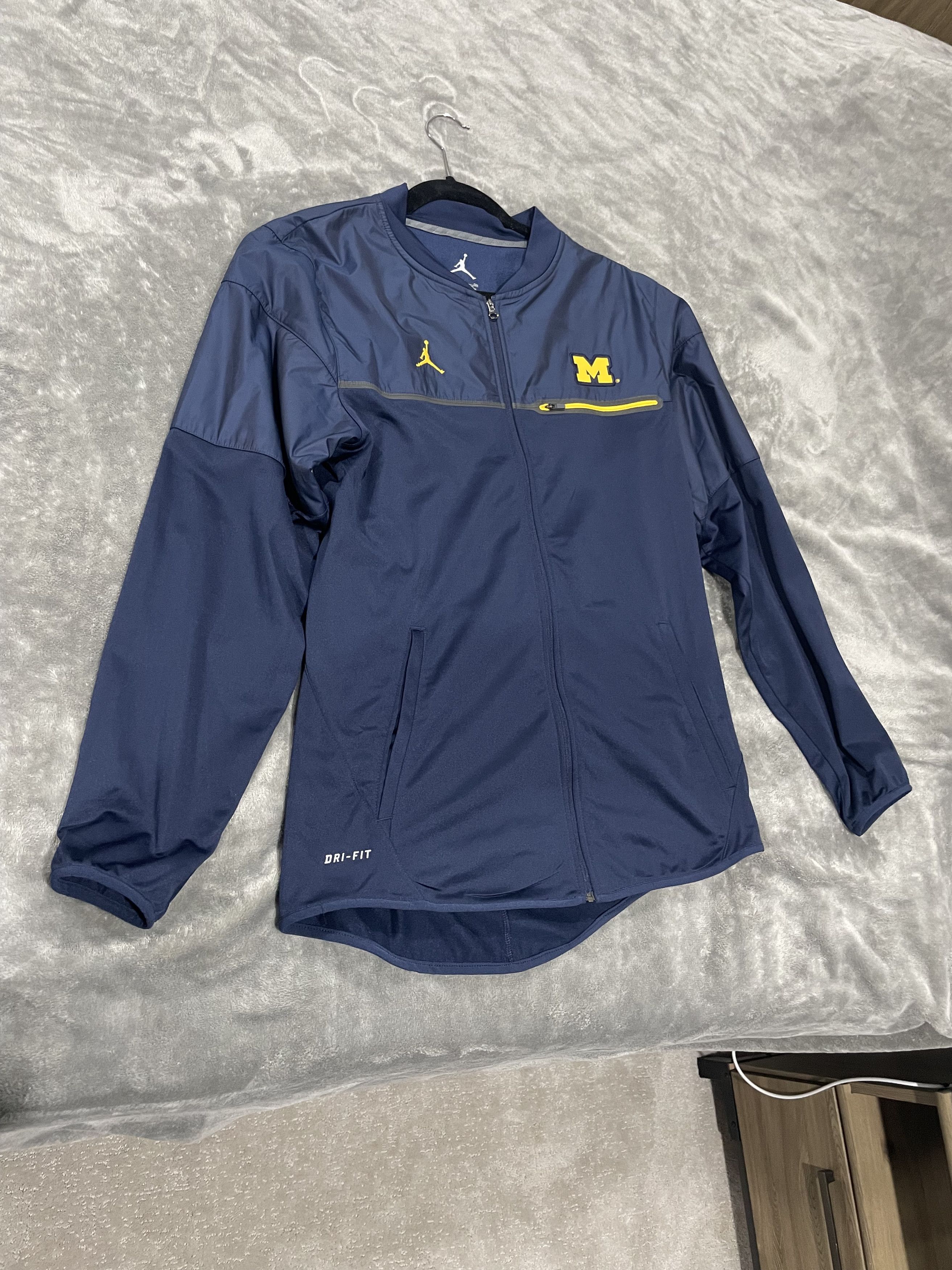 Jordan Brand Jordan Michigan Jacket Size US S / EU 44-46 / 1 - 1 Thumbnail