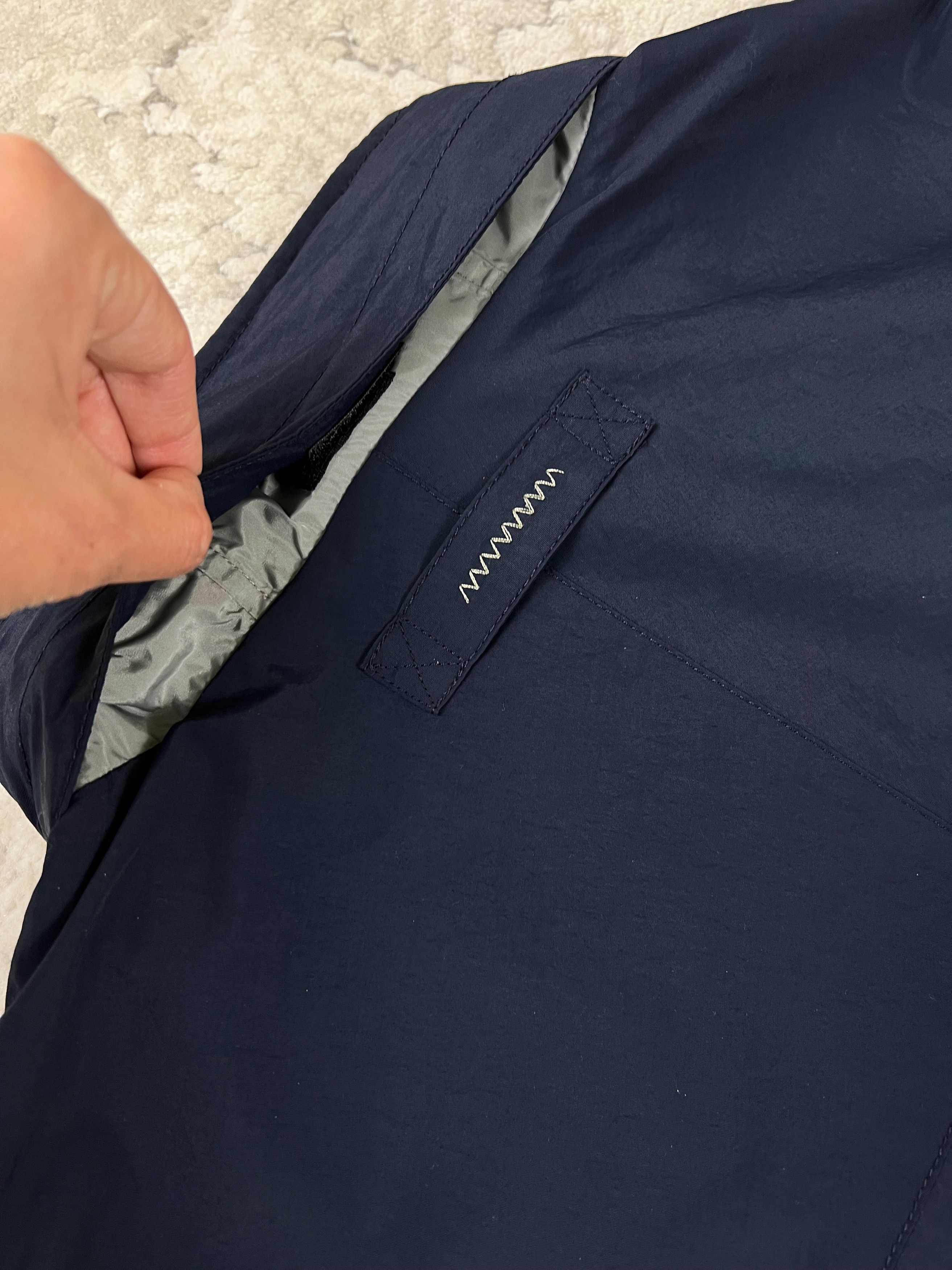 Tommy Hilfiger Tommy Hilfiger Y2K H-Tech Nylon Jacket StowawayHood HongKong Size US L / EU 52-54 / 3 - 13 Thumbnail