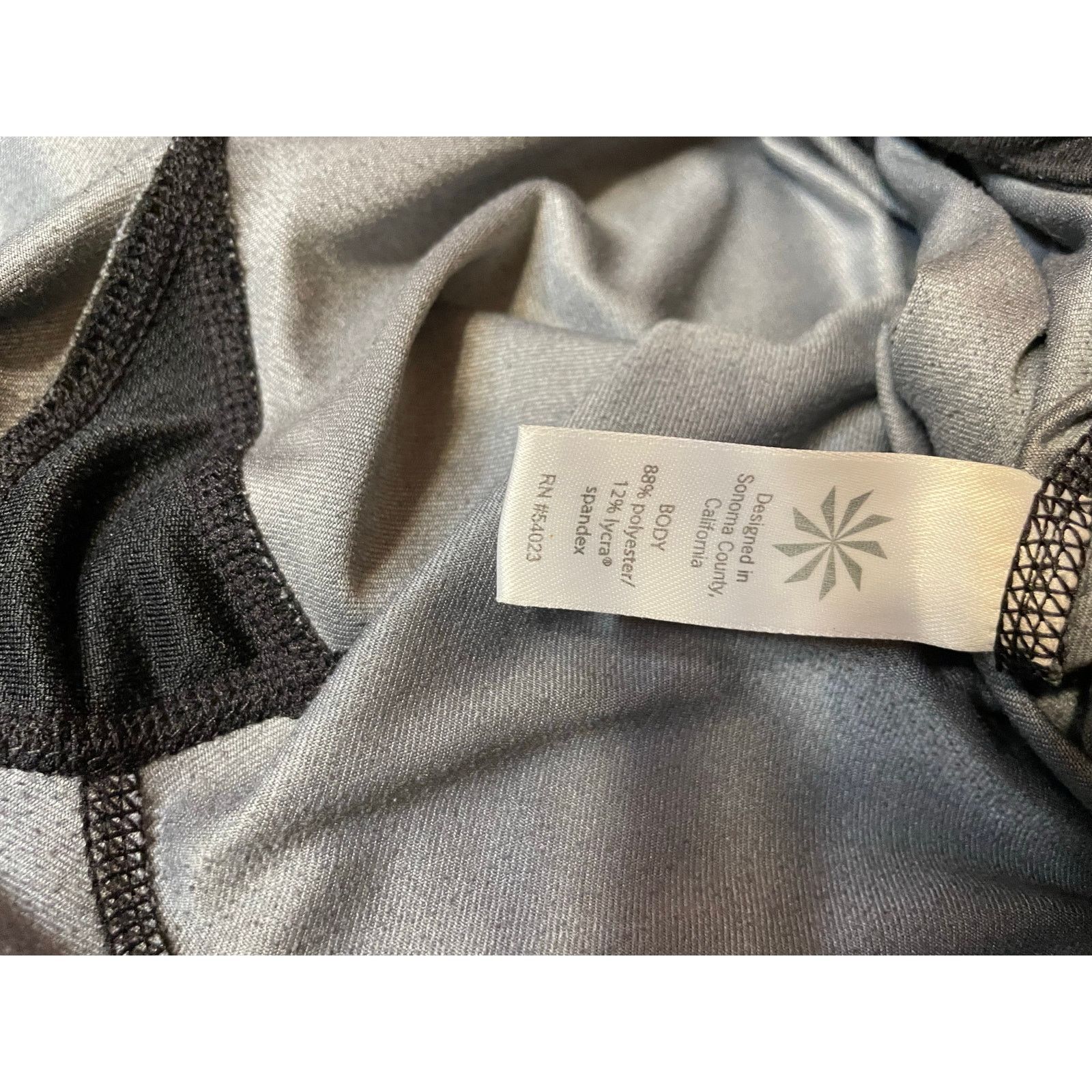 Athleta Athleta Activewear Ombre Black & Gray Workout Leggings Med Size 29" - 8 Thumbnail