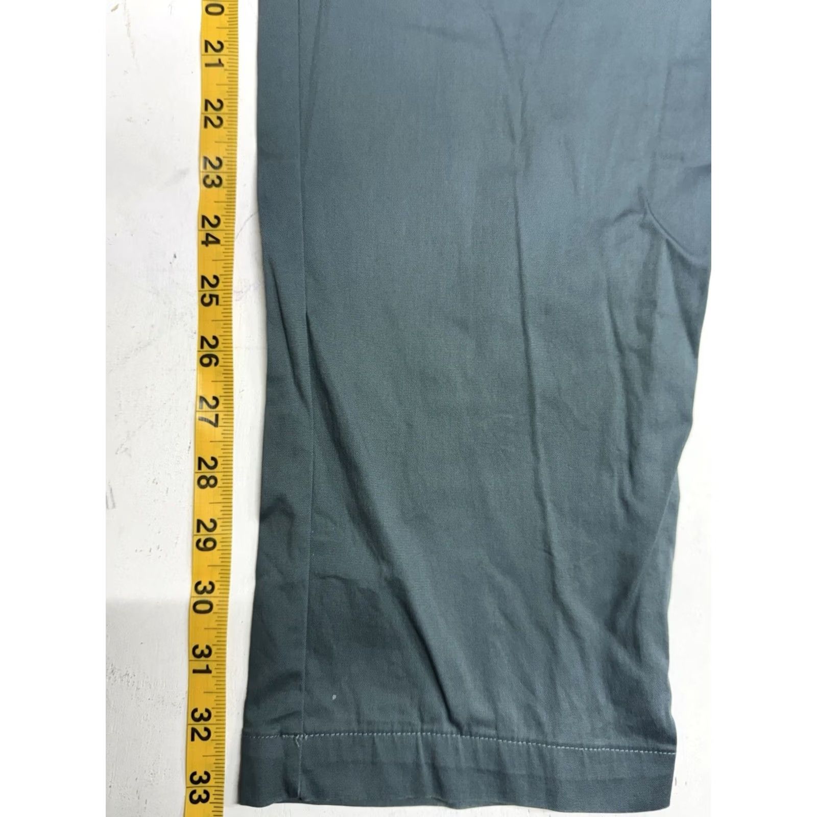 Lululemon lululemon Commission Pant Classic Mystic Green Mens 34x33 Golf Performance Chino Straight Leg City Preppy 90s? Size US 34 / EU 50 - 5 Thumbnail