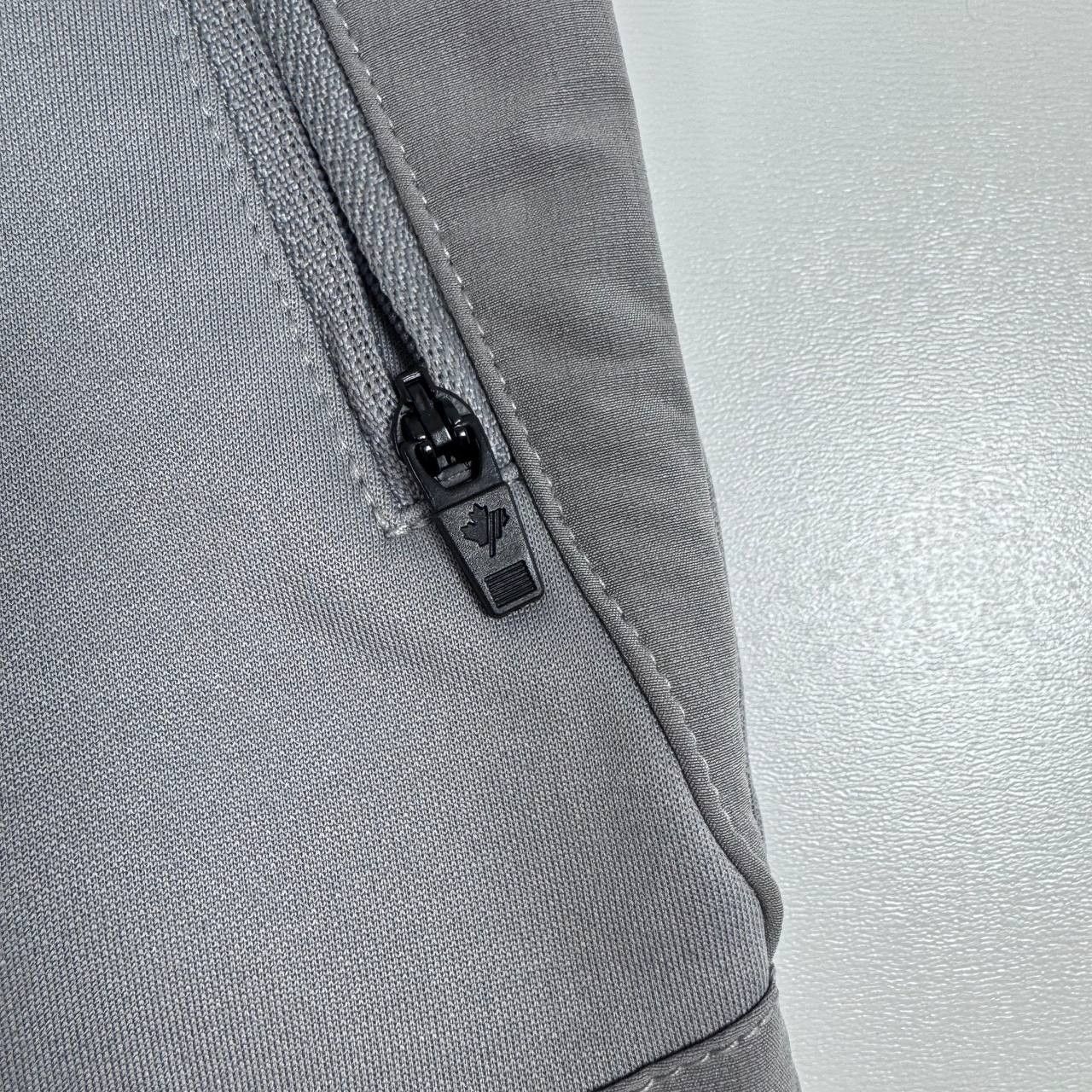 Other Zavetti Sport Gray Tech Shorts Cargo Zip Pockets Mens Size S Size US 30 / EU 46 - 6 Thumbnail