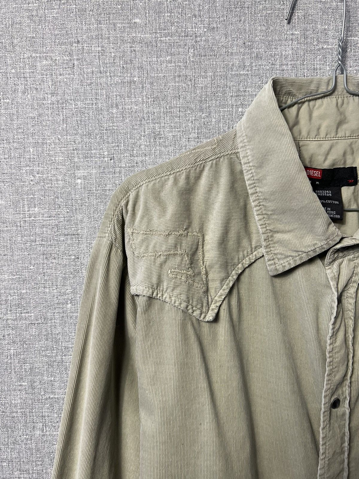Diesel Vintage Diesel Corduroy Button Up Long Sleeve Shirt Big Logo Size US XL / EU 56 / 4 - 3 Thumbnail
