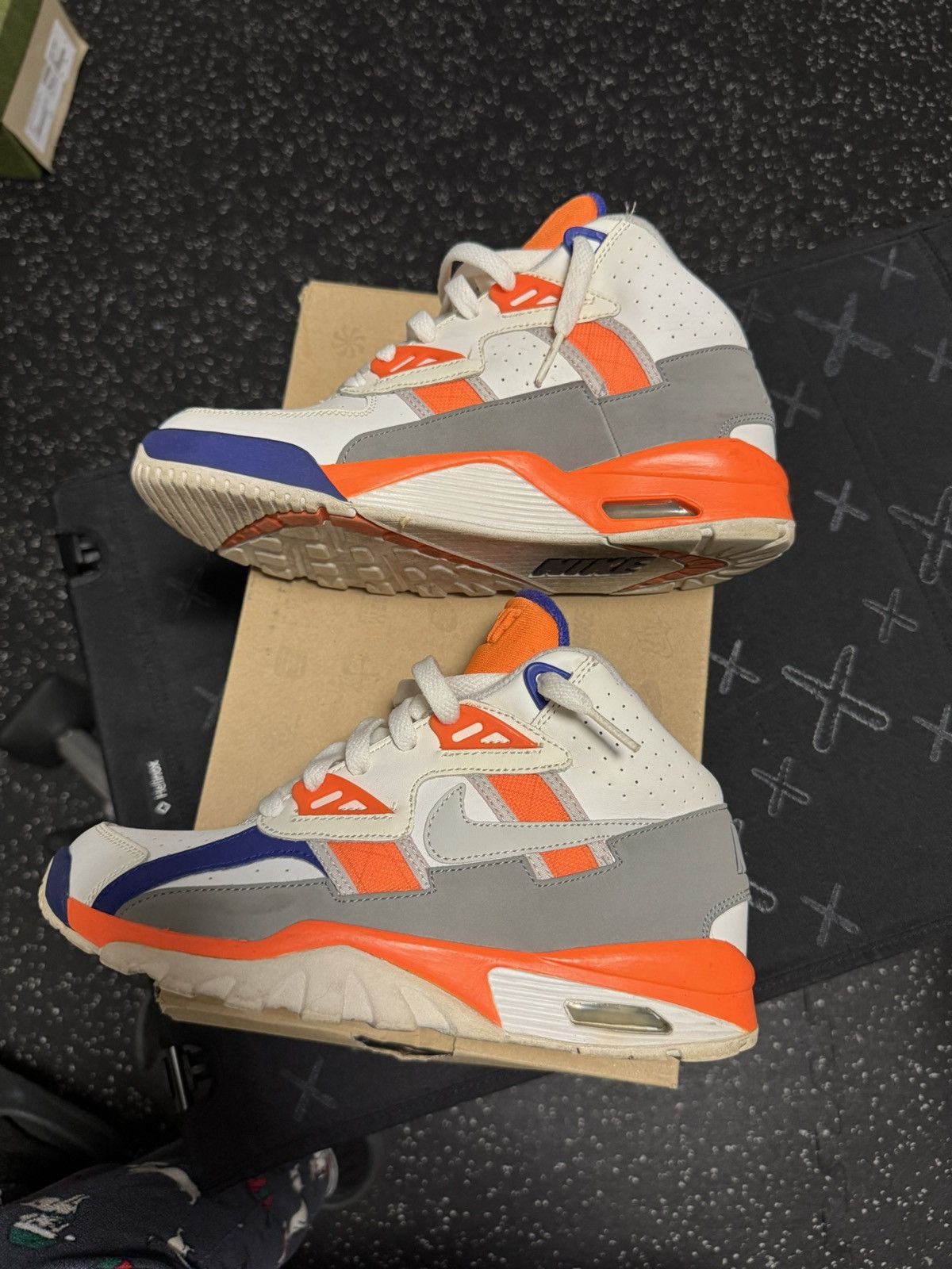 Nike Nike Air Trainer (SC) Bo Jackson sz 5Y Size US 5 / EU 37 - 5 Thumbnail