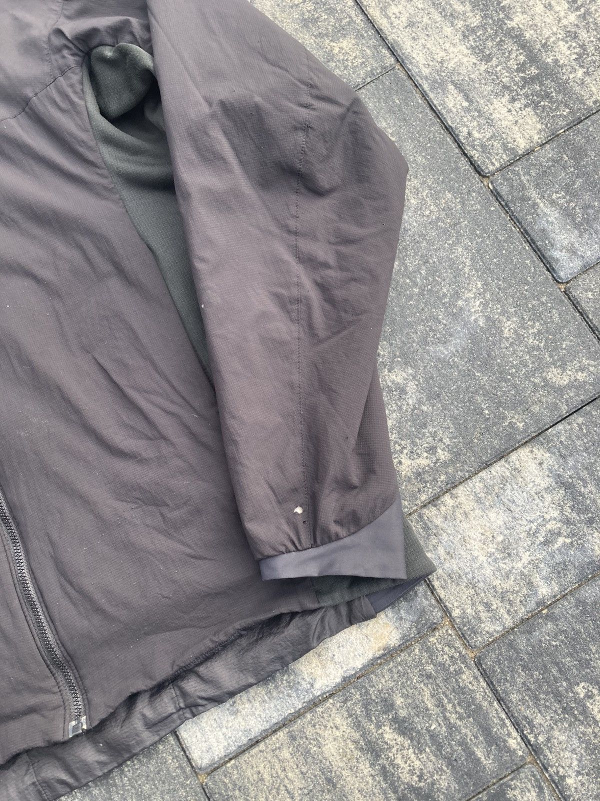 Arc'teryx Vintage Arcteryx Atom Lt Black Jacket Gorpcore Size US M / EU 48-50 / 2 - 2 Thumbnail