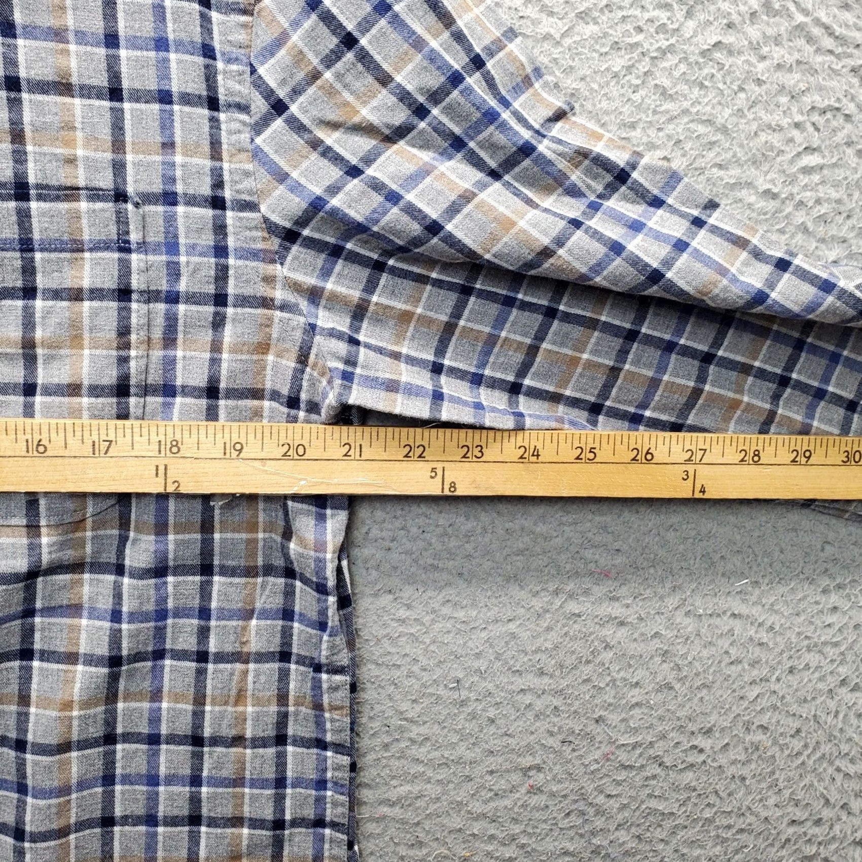 Jos. A. Bank Jos. A. Bank Button-Down Shirt Mens L Multi Plaid Flannel Tailored Fit Collared Size US L / EU 52-54 / 3 - 7 Thumbnail