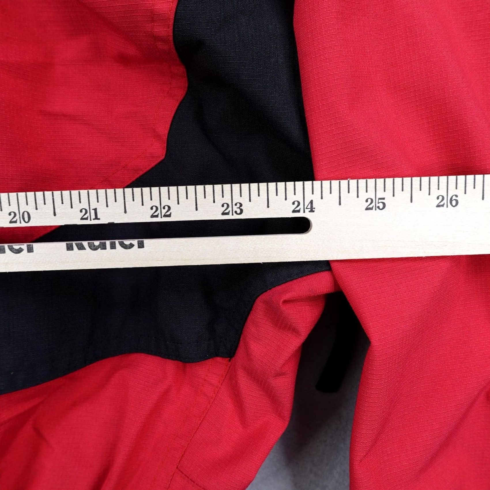 Helly Hansen VINTAGE Helly Hansen Jacket Men Medium Red Equipe Parka Waterproof Ski Coat Tech Size US M / EU 48-50 / 2 - 7 Thumbnail