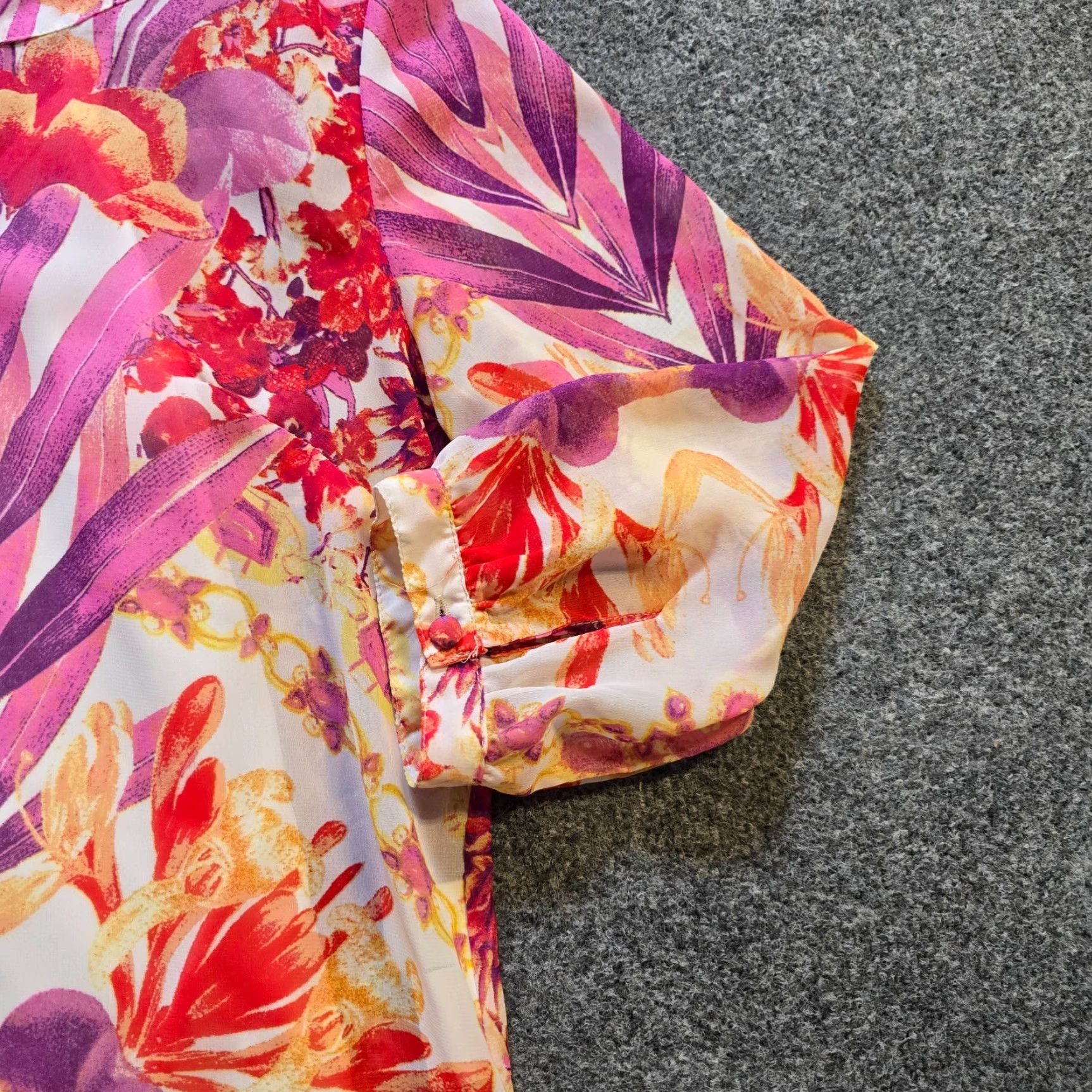 Vintage Adiva Top Womens Size S Purple Yellow Floral Abstract Sheer Tunic Casual Blouse Shirt Size S / US 4 / IT 40 - 3 Thumbnail