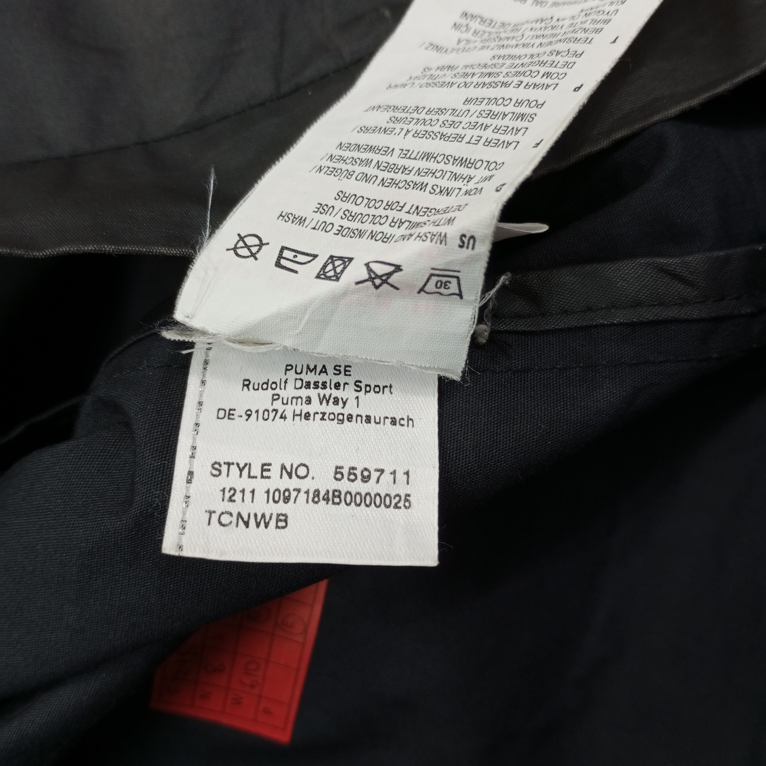 Hussein Chalayan × Puma Puma by Hussein Chalayan Jacket c248n8 Size US M / EU 48-50 / 2 - 9 Thumbnail