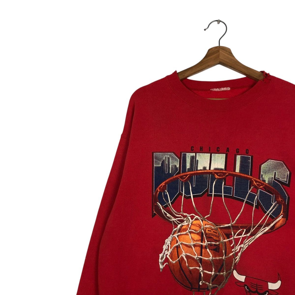 NBA 🔥VINTAGE CHICAGO BULLS SWEATSHIRT DISTRESSED DESIGN RARE Size US M / EU 48-50 / 2 - 9 Thumbnail