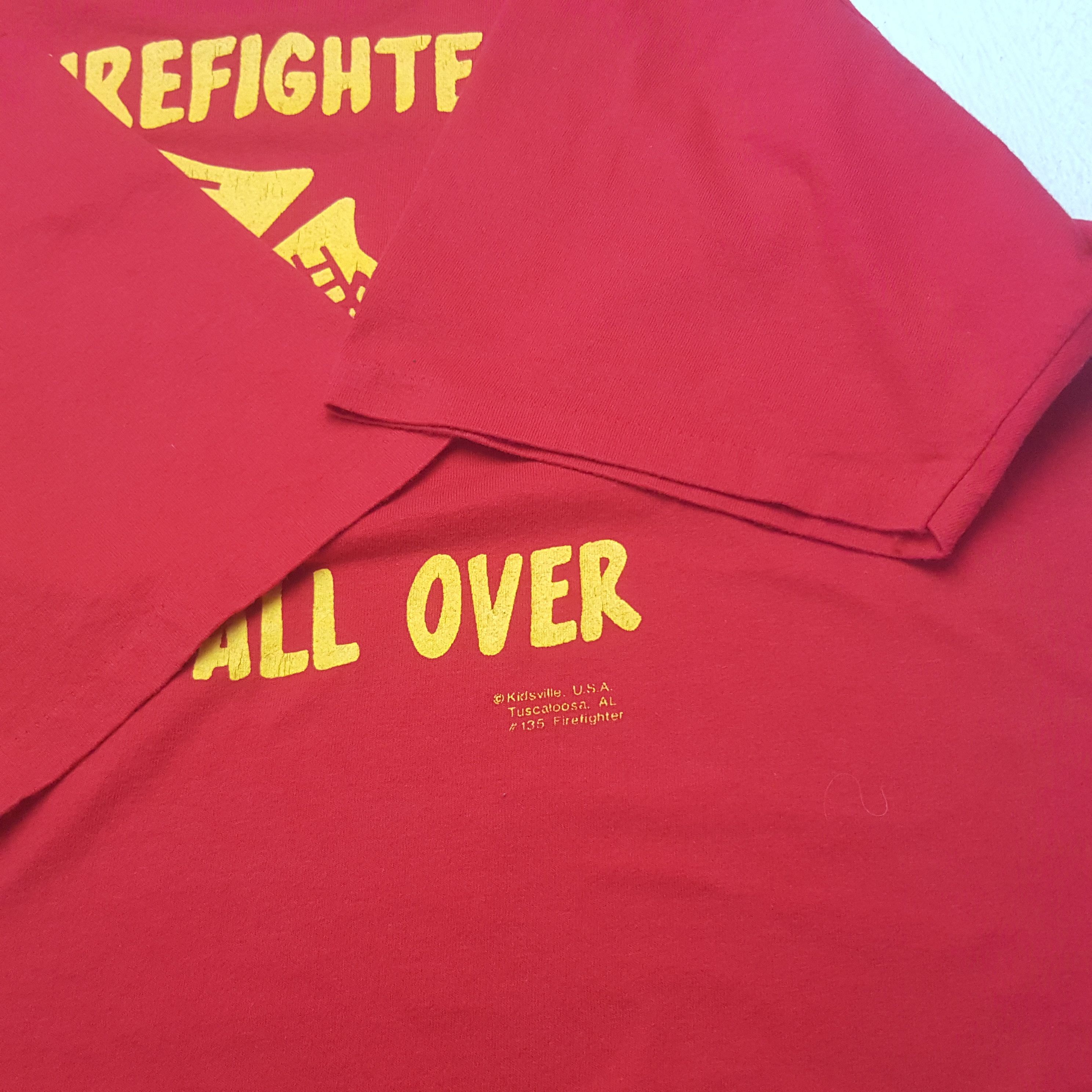 Other Vintage Hug A Firefinger Tshirt Size US XL / EU 56 / 4 - 6 Thumbnail