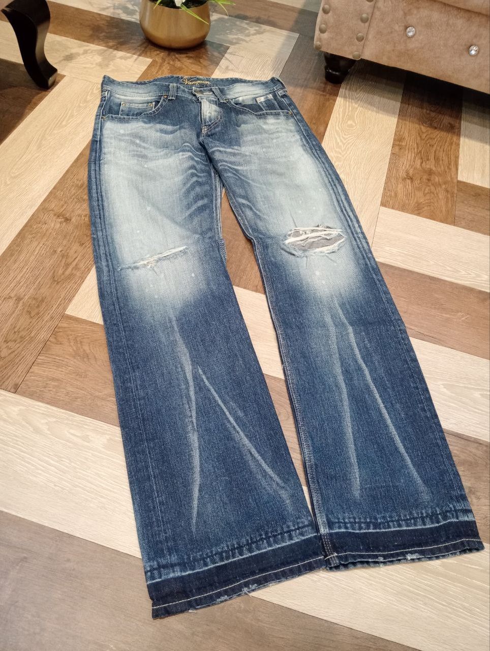 Vanquish VANQUISH GOLD JAPAN BLUE DISTRESSED DENIM PANTS Size US 34 / EU 50 - 3 Thumbnail