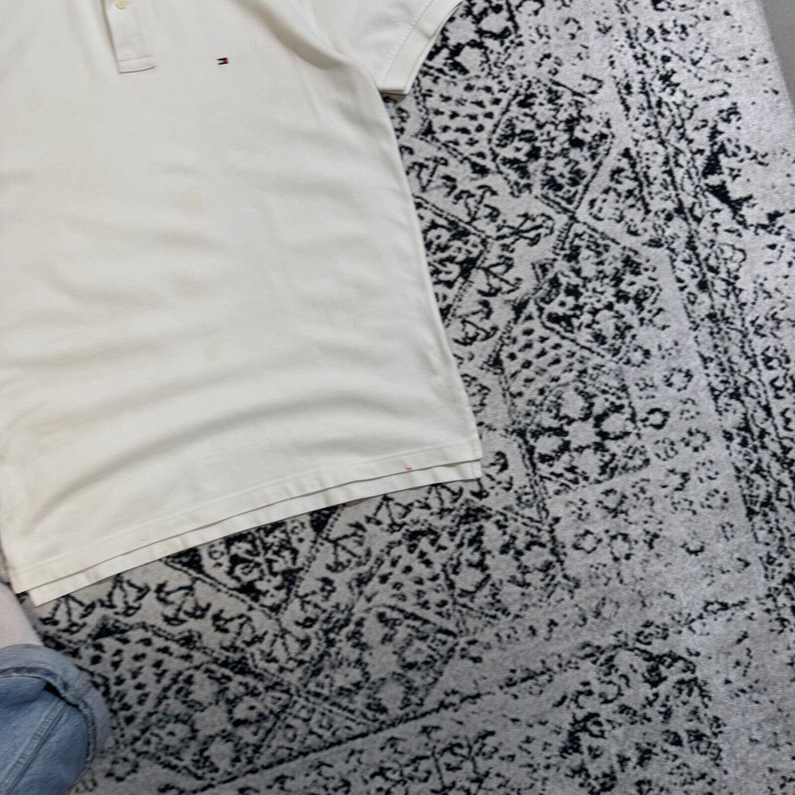 Tommy Hilfiger × Vintage Vintage Tommy Hilfiger White Cotton Polo Shirt Size L 90s Size US L / EU 52-54 / 3 - 5 Thumbnail