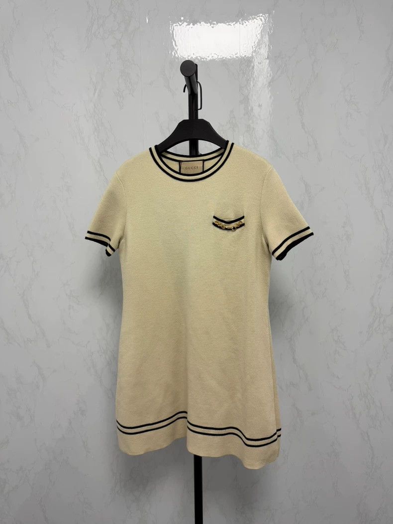 Gucci Gucci Beige knitted dress with horse buckle Size M / US 6-8 / IT 42-44 - 1 Thumbnail