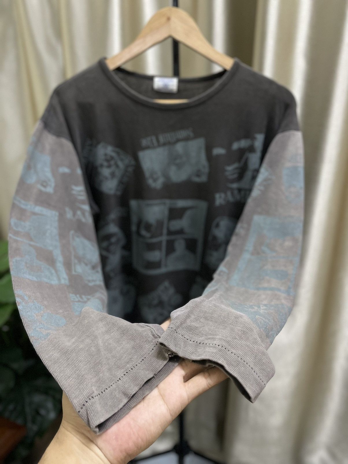 If Six Was Nine VINTAGE CERONIAS PUNK SKATE LONG SLEEVE Size US L / EU 52-54 / 3 - 6 Thumbnail