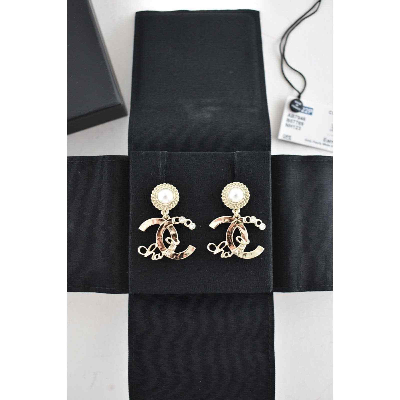 Chanel Chanel Gold Crystal Pearl White Dangle Statement Earrings Size ONE SIZE - 5 Thumbnail