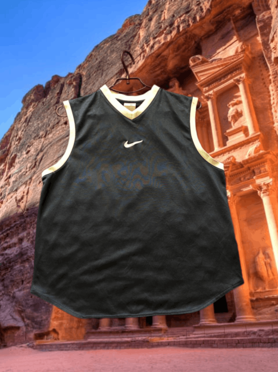 Nike × Vintage Vintage Y2K Nike Swoosh Basketball training Tee Size US S / EU 44-46 / 1 - 1 Thumbnail