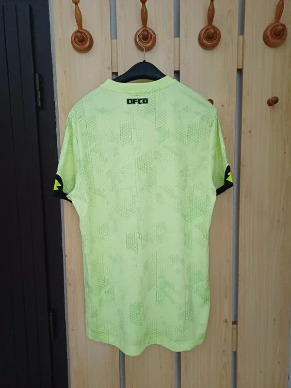 Lotto Sport Dijon FCO (Ligue 1) Lotto Football Shirt 2020/21 Season Size US M / EU 48-50 / 2 - 7 Thumbnail