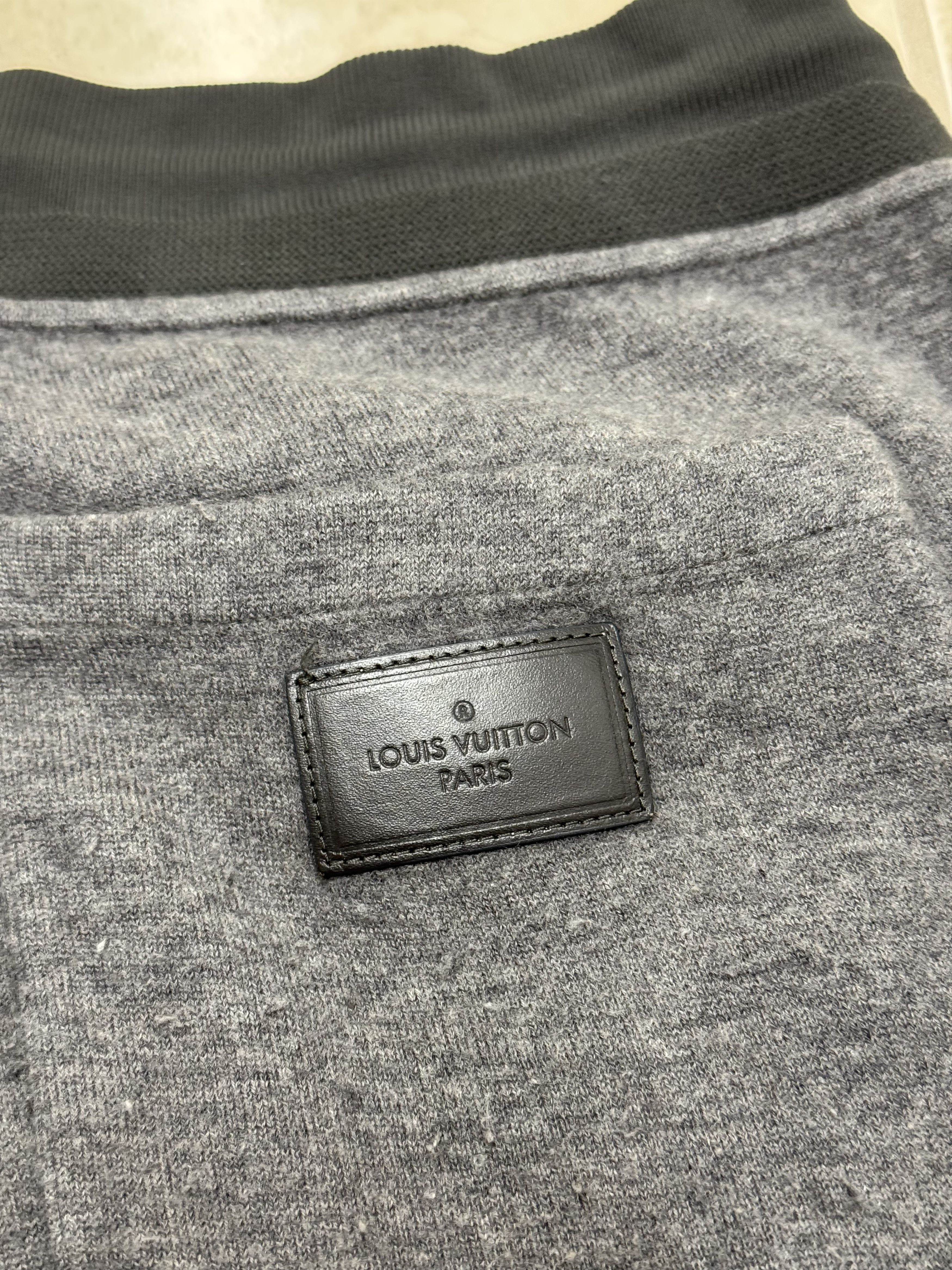 Louis Vuitton Louis Vuitton Grey & Black Cotton Mens Sweatpants Size US 36 / EU 52 - 3 Thumbnail