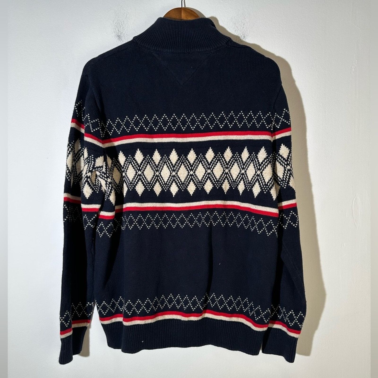Tommy Hilfiger Tommy Hilfiger 1/4 Zip Argyle Diamond Pattern Sweater Size US L / EU 52-54 / 3 - 3 Thumbnail