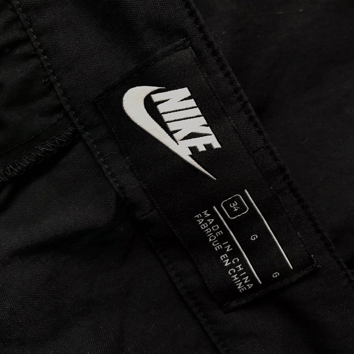 Nike Nike Athletic Shorts Logo Zip Pocket Mens 34 Size US 34 / EU 50 - 6 Thumbnail