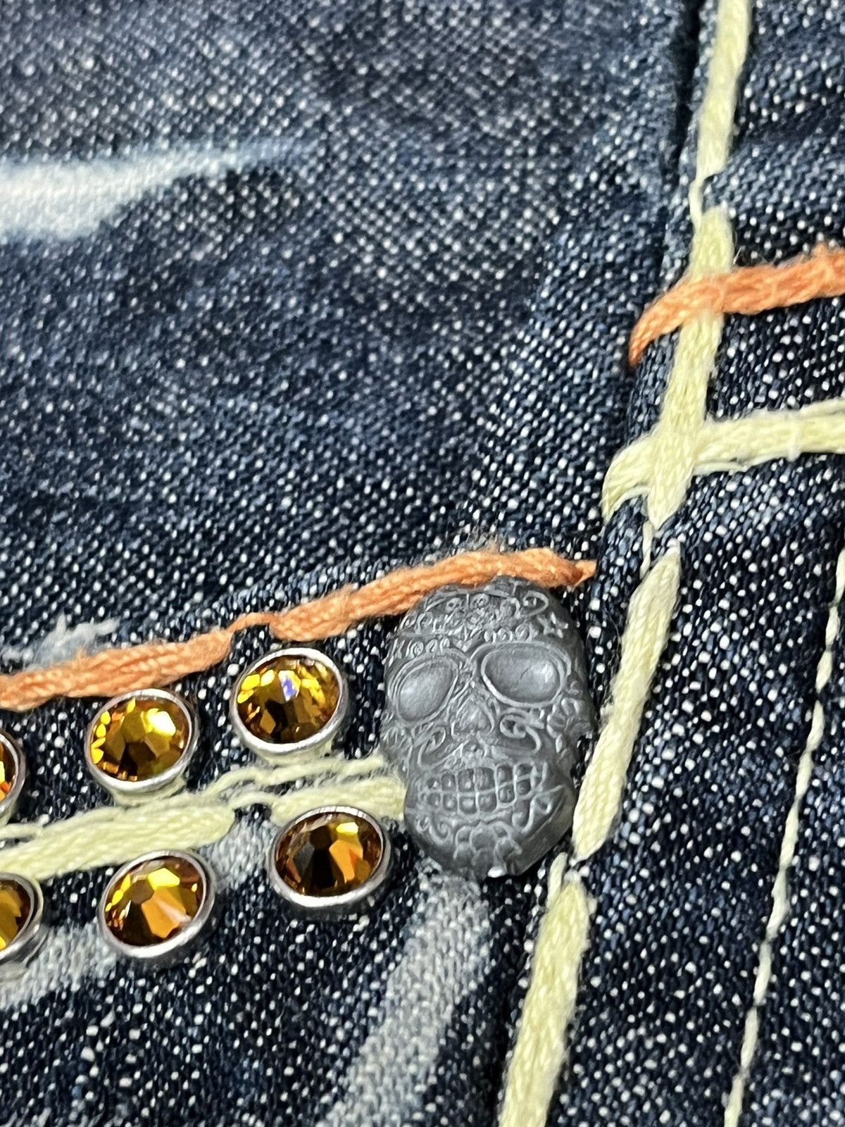 Vintage LAGUNA BEACH Big Stitch Gemstone Studded Skull Button Denim Size US 35 - 12 Thumbnail