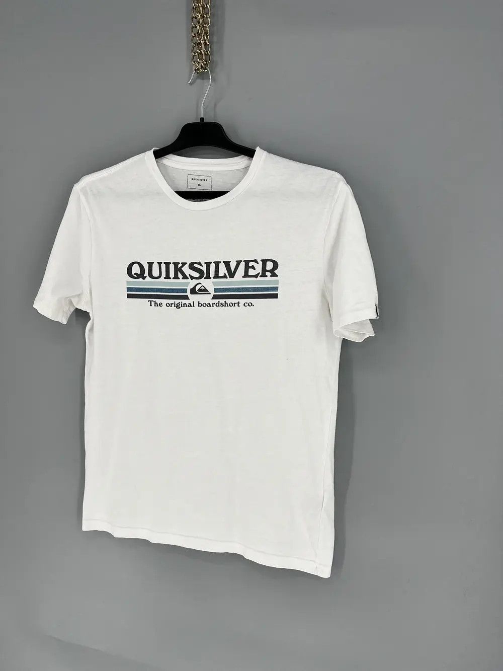 Band Tees Vintage Quiksilver T-Shirt Size S White Surf Skateboard y2k Size US S / EU 44-46 / 1 - 3 Thumbnail