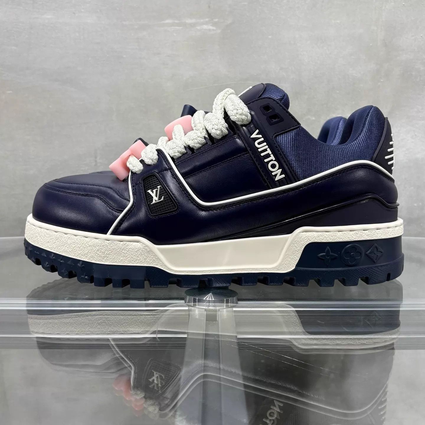 Louis Vuitton LV Trainer Maxi Blue Valentine's Day UK7 41 Size US 8 / EU 41 - 3 Thumbnail