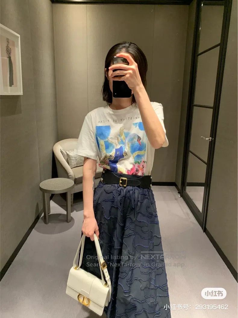 Dior Dior "OUR TAROT" SERIES LIMITED SALE SPECIAL SHORT-SLEEVED Size S / US 4 / IT 40 - 8 Thumbnail