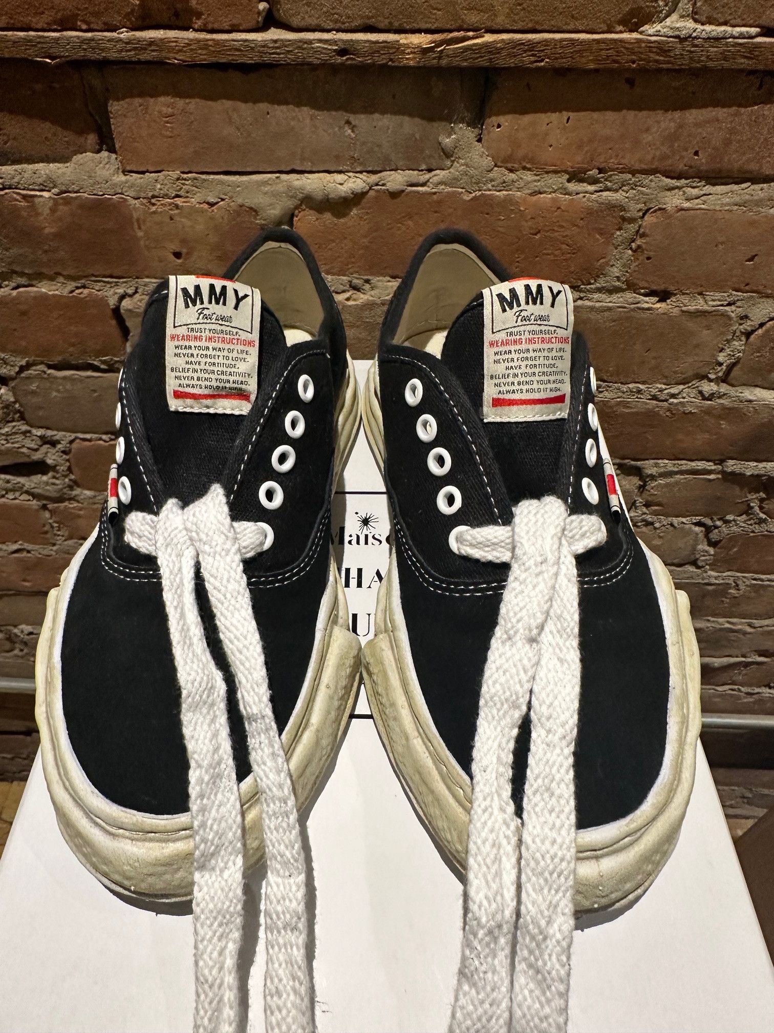 Maison MIHARA YASUHIRO Maison Mihara Yasuhiro BAKER Low “Original Sole” Sneaker Size US 8 / EU 41 - 10 Thumbnail