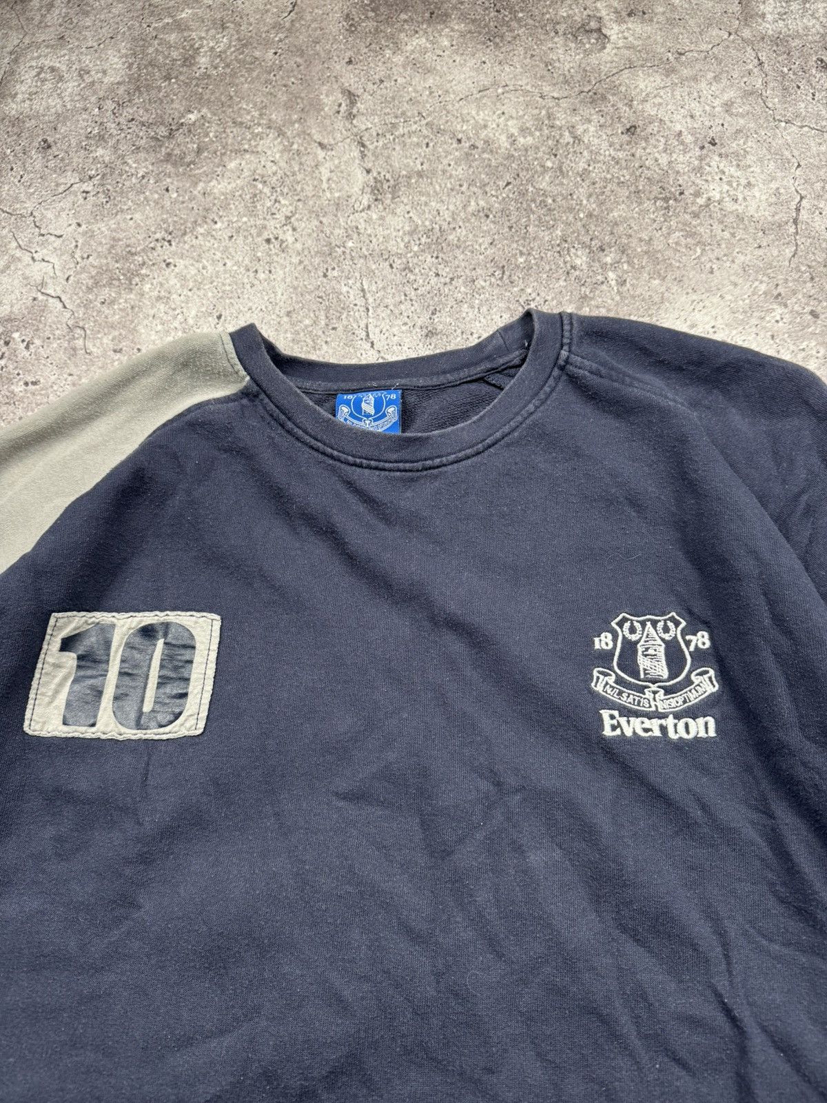 Umbro Vintage Everton soccer sweatshirt size L logo English Size US L / EU 52-54 / 3 - 4 Thumbnail