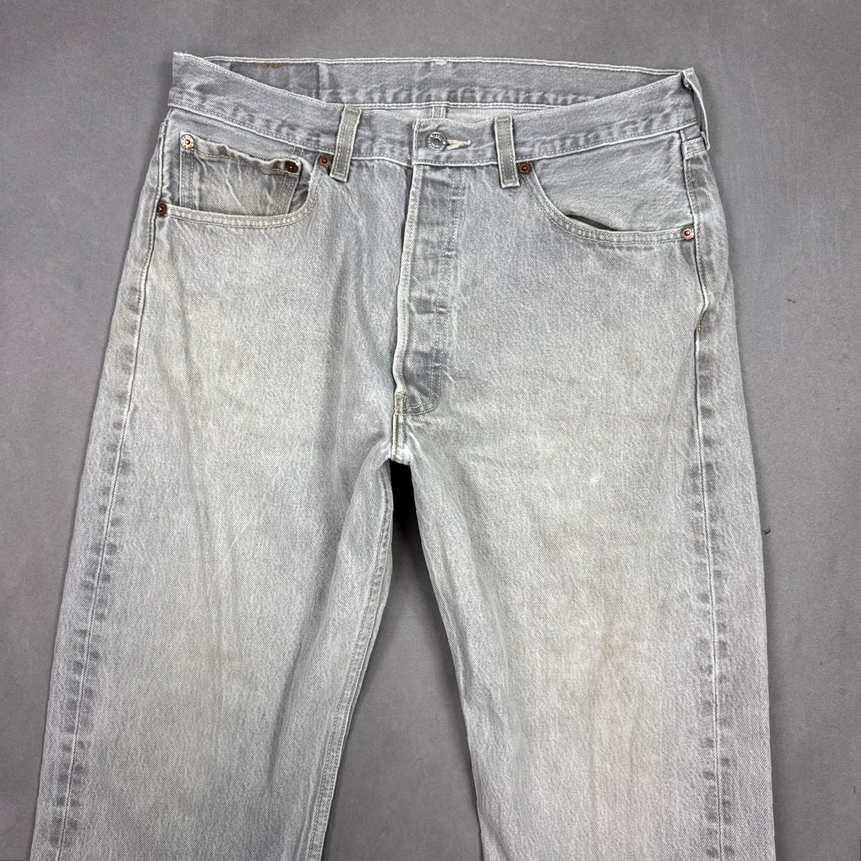 Levi's Levi's 501 Jeans Mens Gray Button Fly Distressed Thrashed 32x29 Straight Denim Pants Size US 34 / EU 50 - 4 Thumbnail