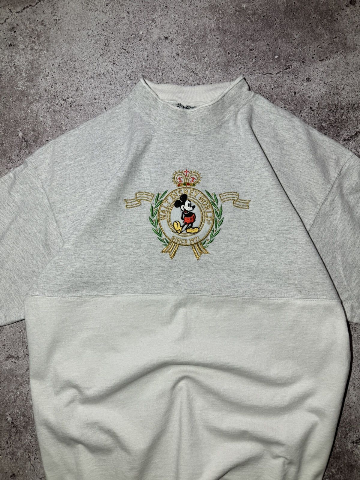 Disney × Vintage Vintage Disney Embroidered Logo Cotton Movie T-shirt Size US XL / EU 56 / 4 - 2 Thumbnail