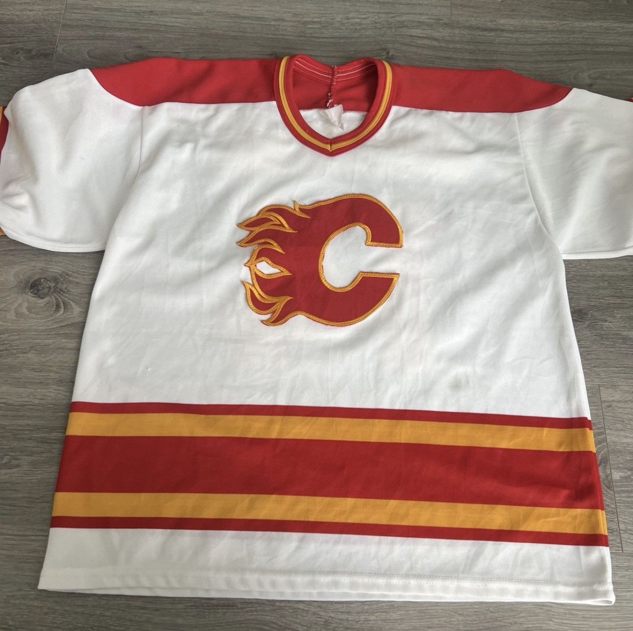 Ccm 1980s calgary flames jersey theo fluery Size US M / EU 48-50 / 2 - 3 Thumbnail