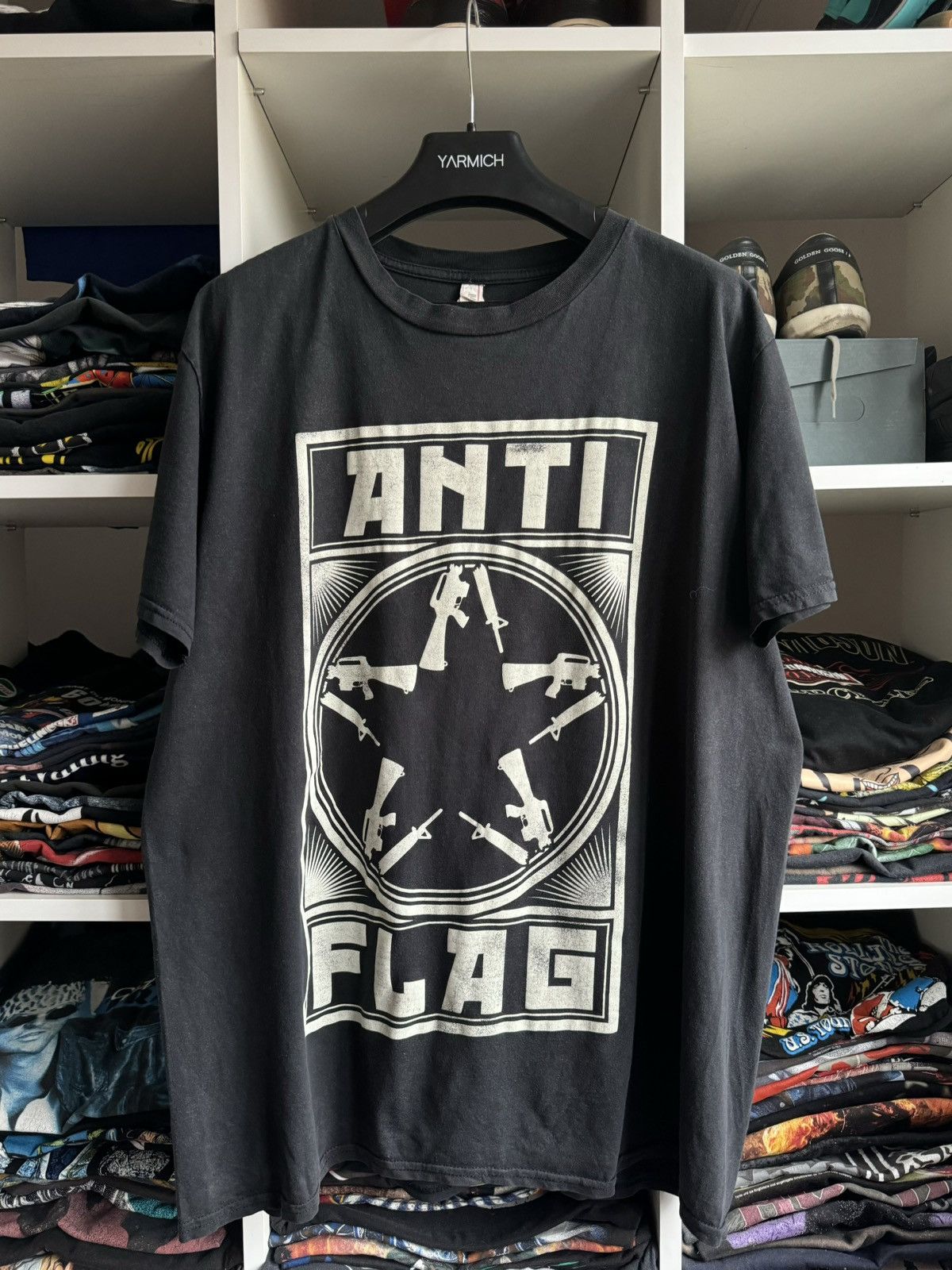 Band Tees × Vintage Vintage 90s Anti Flag Pentagram Print Band Metal T shirt Size US L / EU 52-54 / 3 - 1 Thumbnail